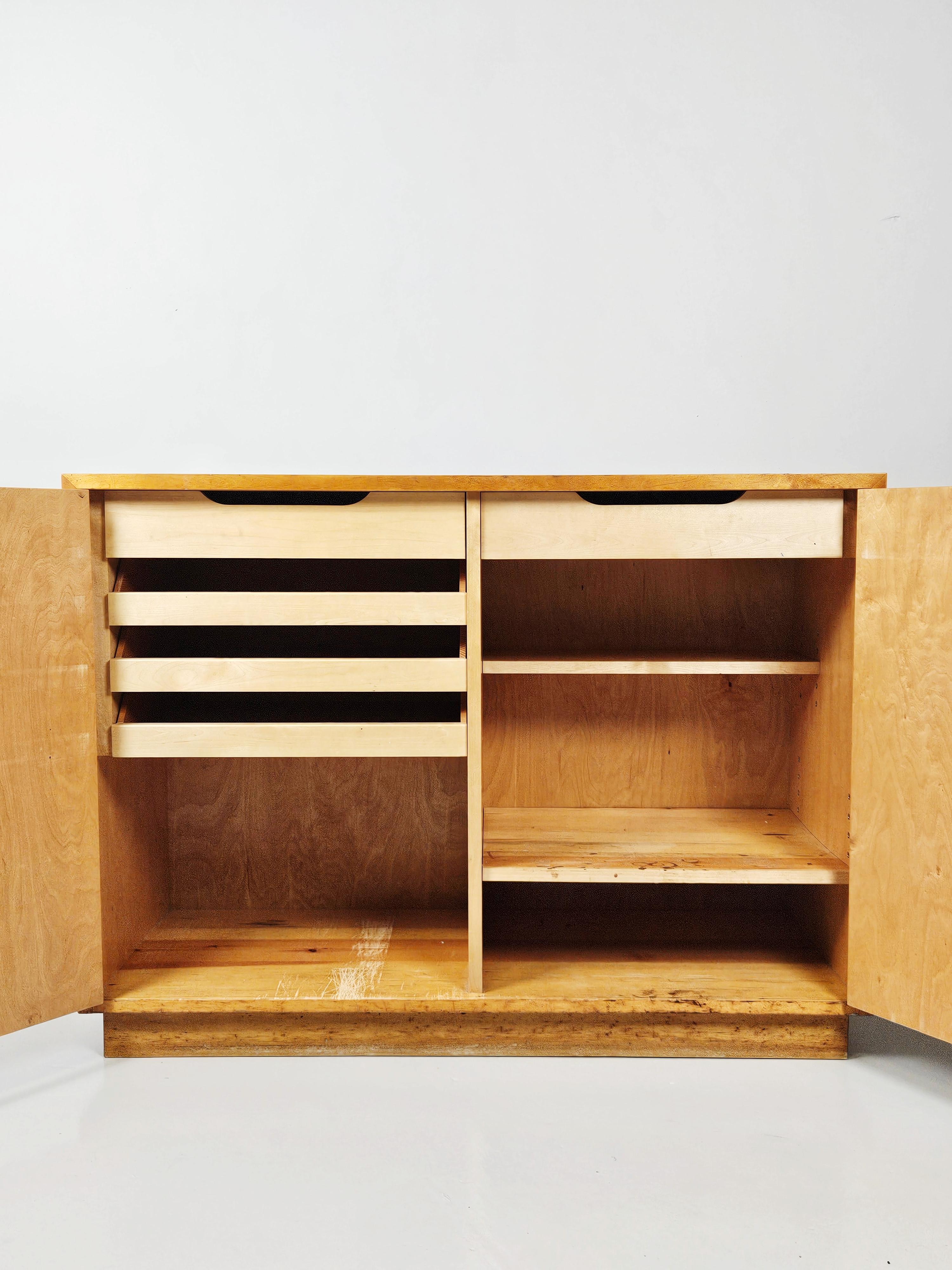 Birch Rare cabinet '808' by Alvar Aalto for AB Artek in Hedemora, Sweden, 1940s For Sale
