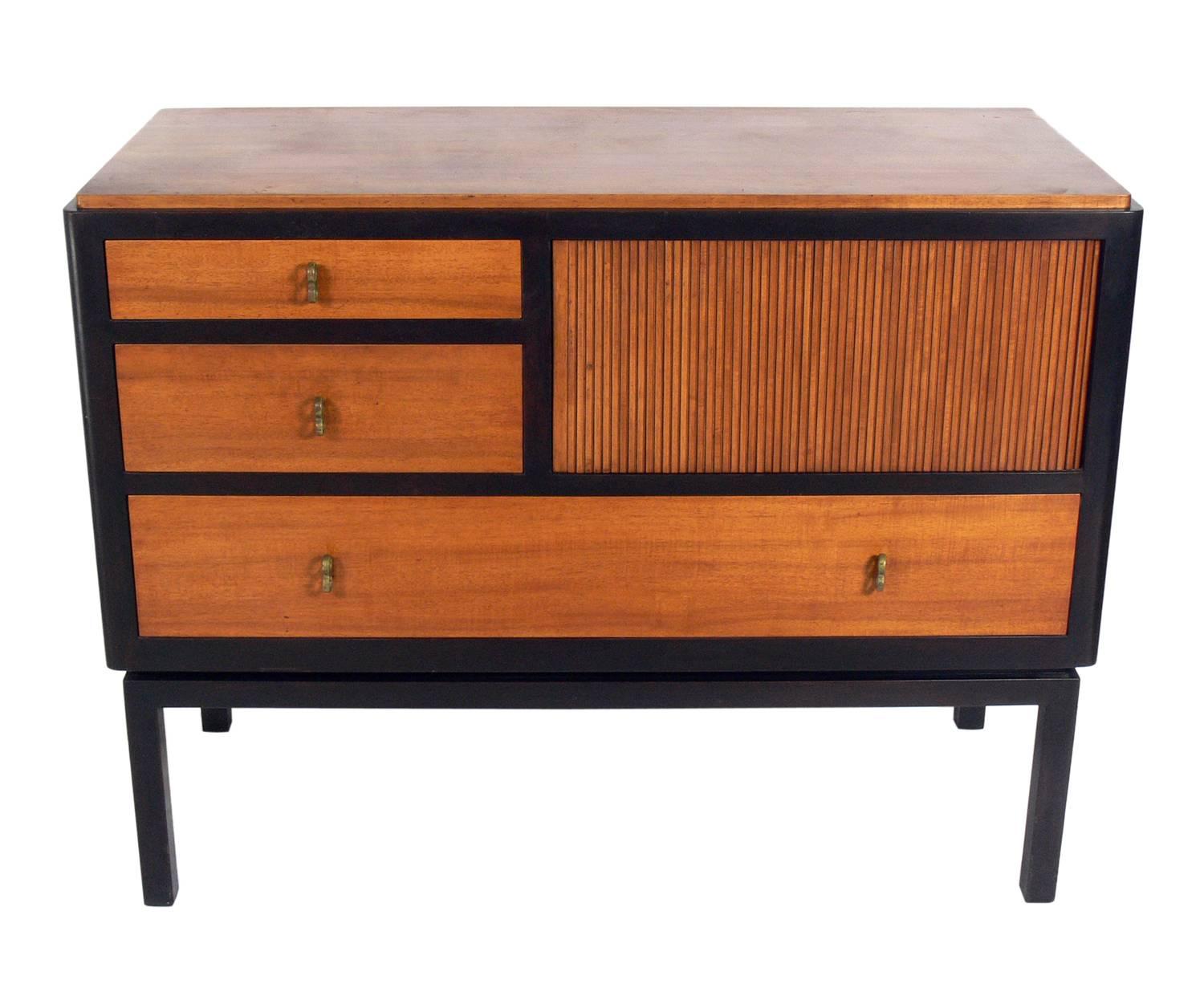 Rare Dunbar cabinet, model 5464, designed by Edward Wormley for Dunbar, circa 1950s. It is a versatile size and can be used as a credenza, cabinet, bar, or media cabinet in a living area, or a dresser or chest in a bedroom. The cabinet features