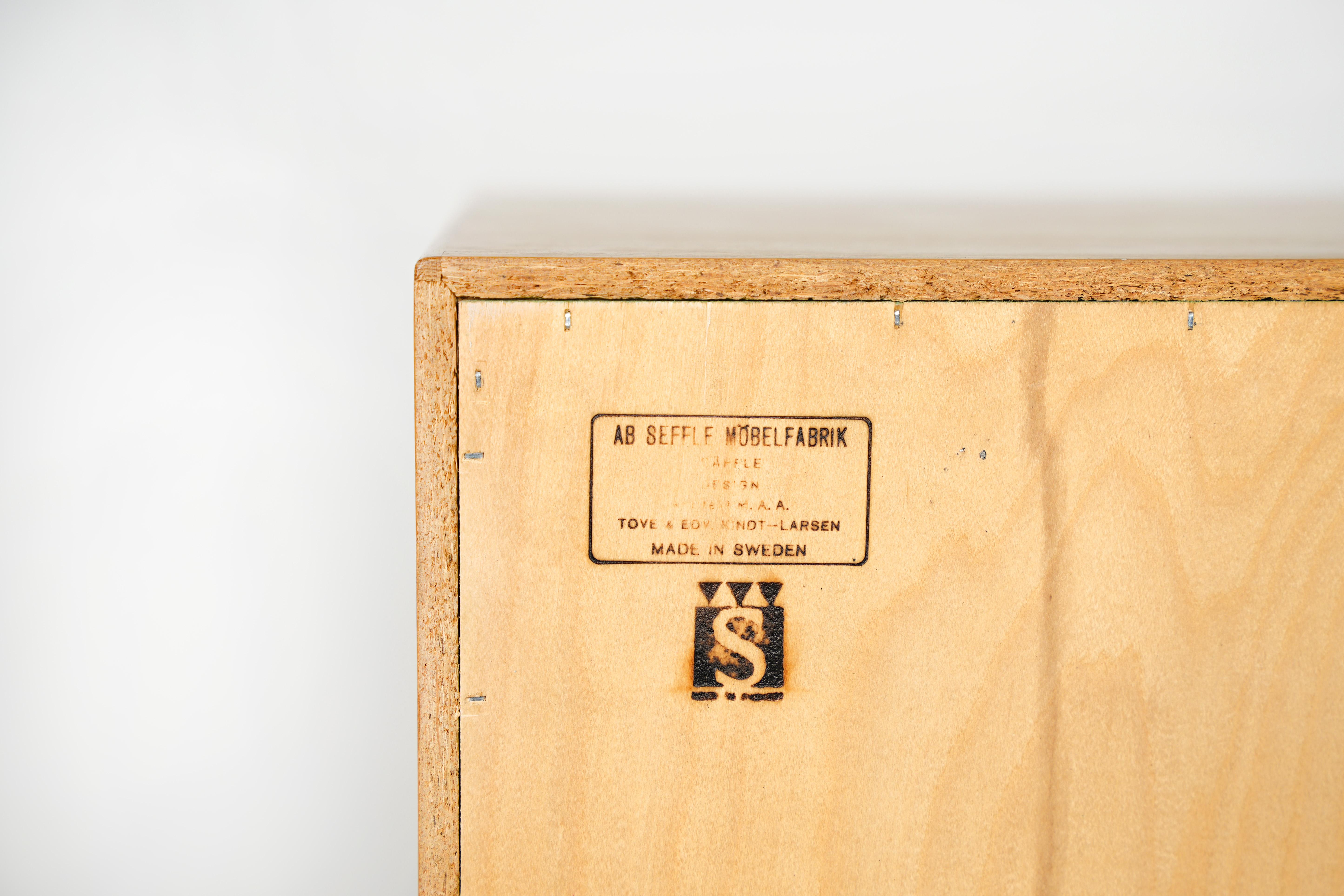 Rare Cabinet by Tove & Edvard Kindt-Larsen for Seffle Möbelfabrik, Denmark, 1961 For Sale 6