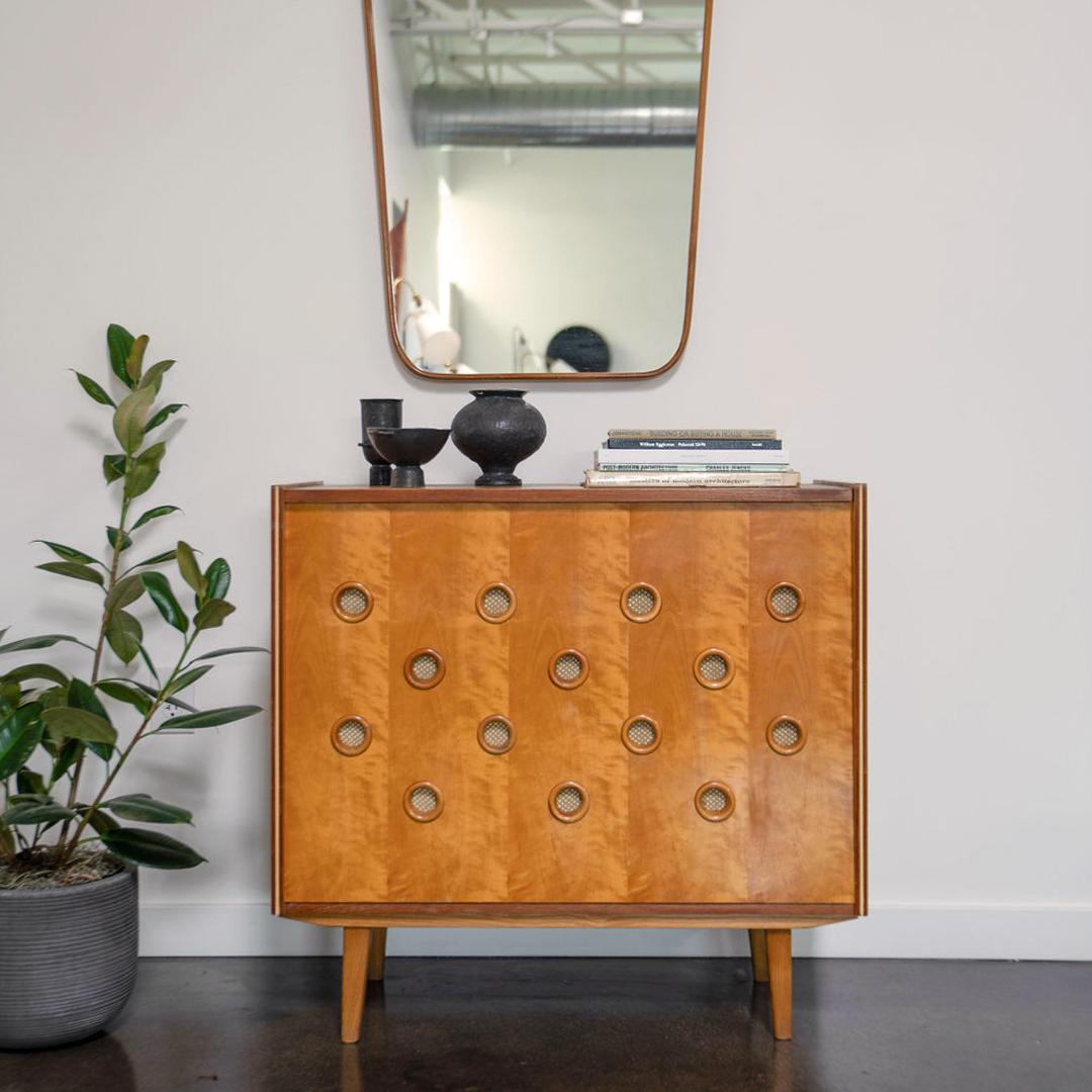 Mid-Century Modern Rare cabinet de la série U-450 de Jiří Jiroutek en vente