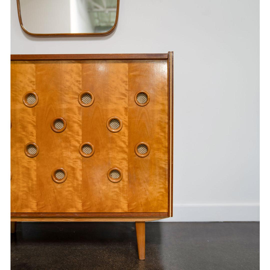 Tchèque Rare cabinet de la série U-450 de Jiří Jiroutek en vente