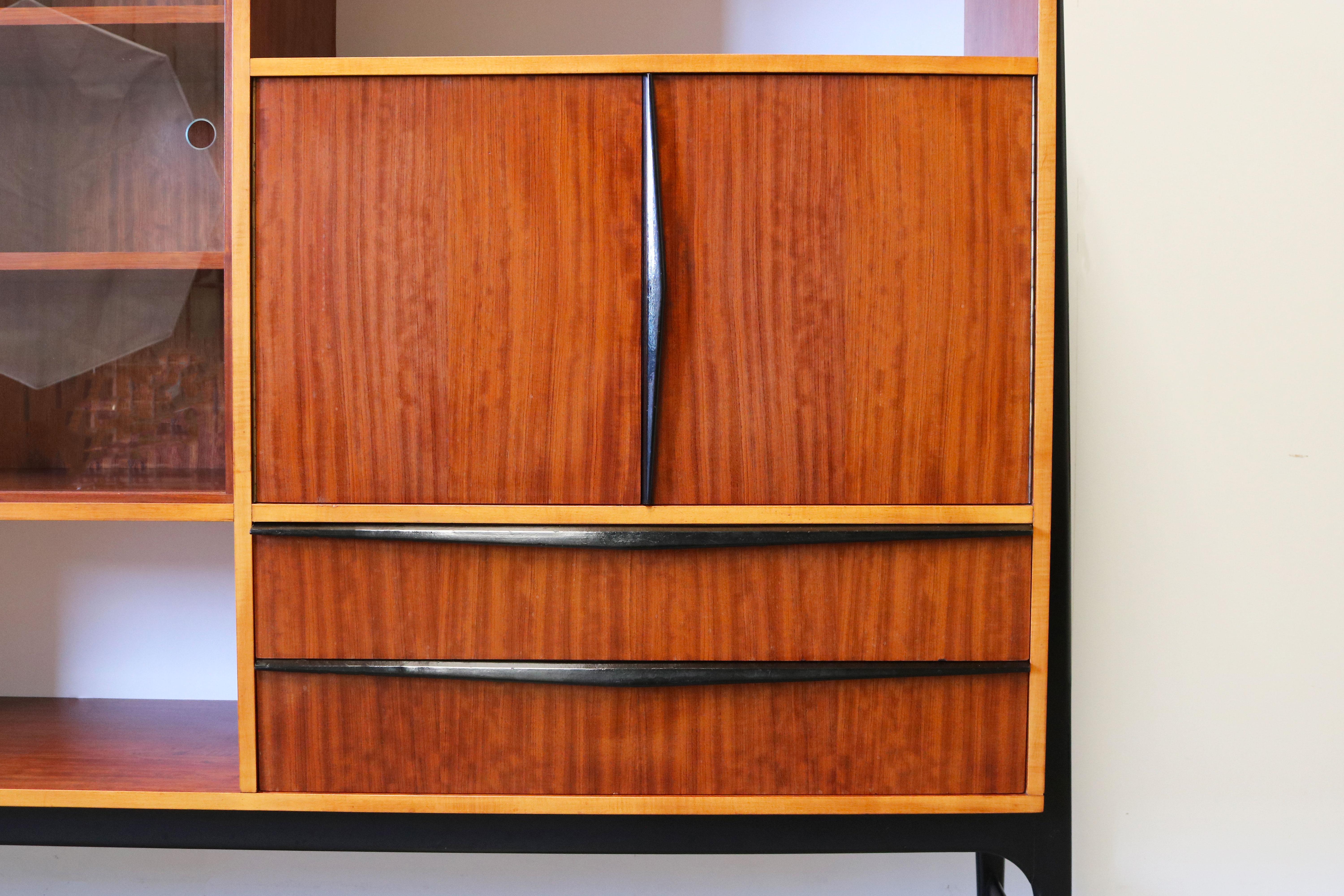Rare Cabinet / Highboard by Alfred Hendrickx for Bruxelles Expo 1958 Belform  For Sale 6