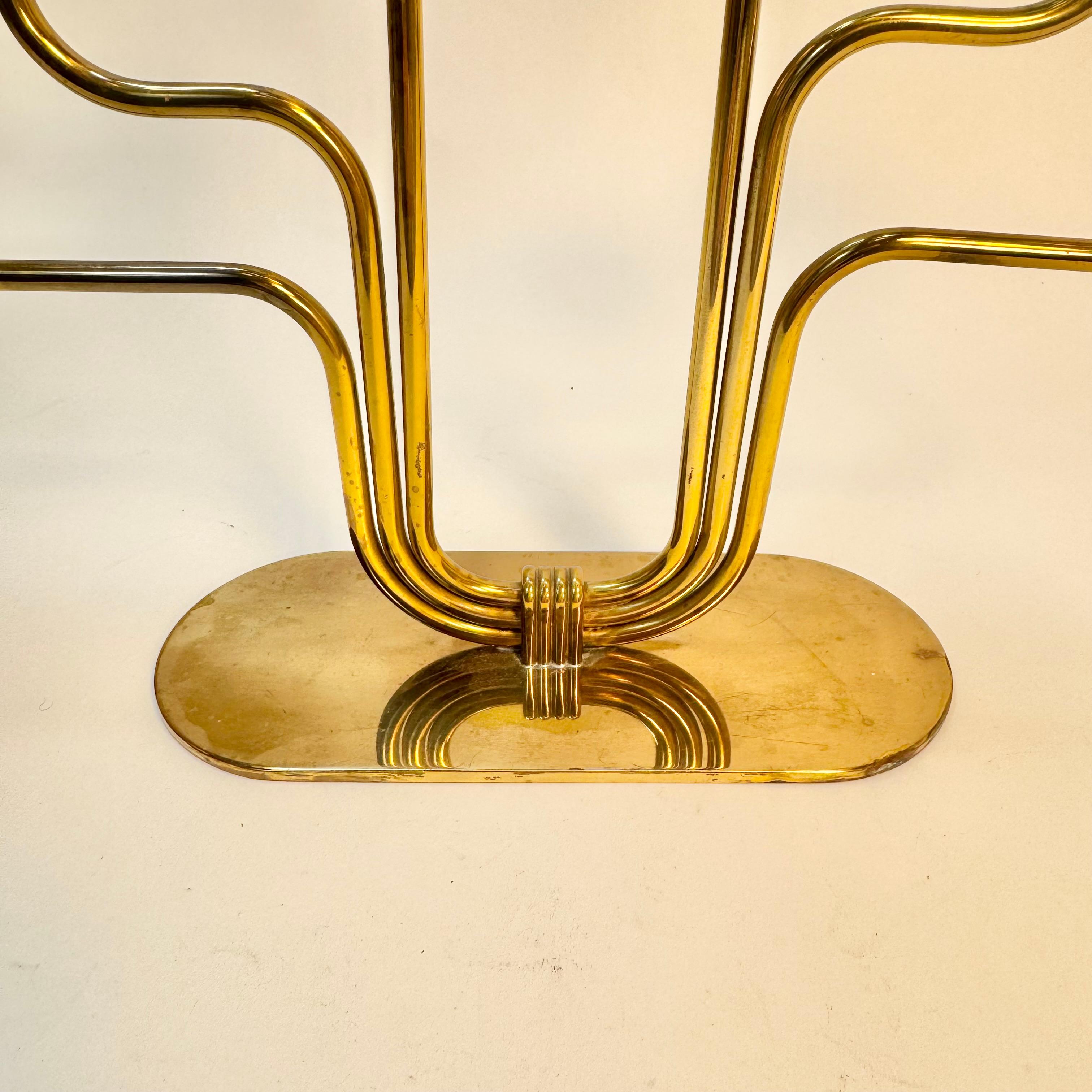 Raro candelabro in ottone di Gunnar Ander per Ystad-Metall In condizioni buone in vendita a Genarp, SE