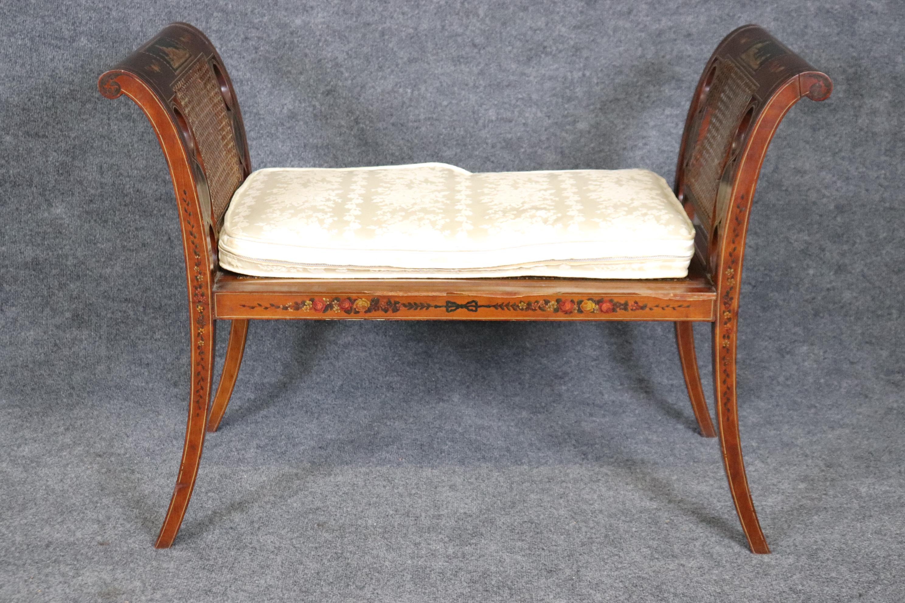 Inizio XX secolo Raro sgabello imbottito in canna e seta decorato con vernice Adams Circa 1900 in vendita