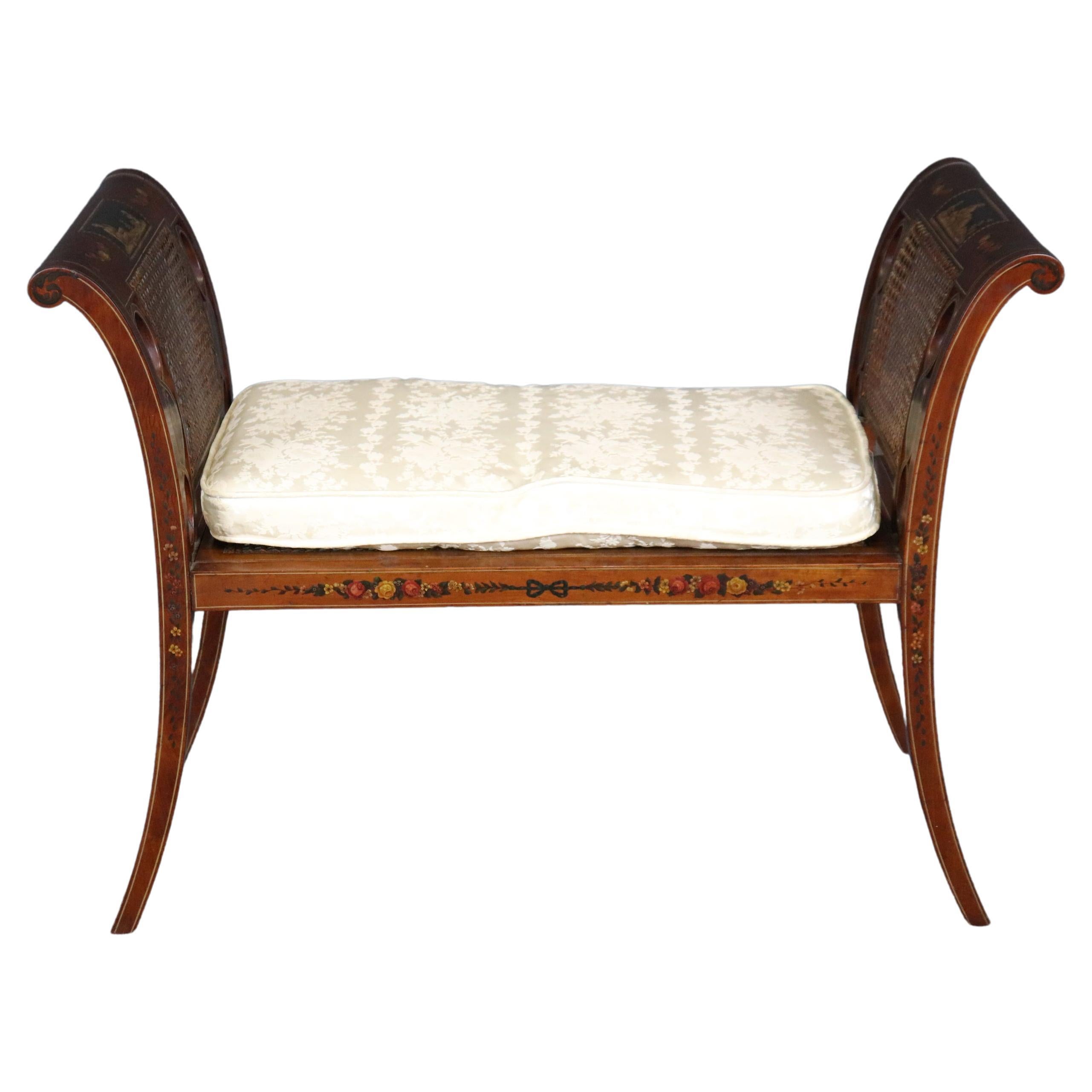 Rare banc de tabouret décoré de peinture Adams, tapissé de cannes et de soie, vers 1900