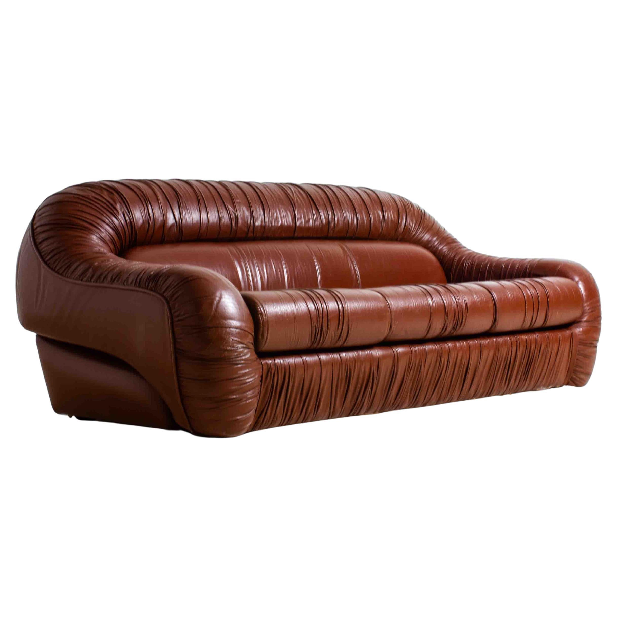 Rare canapé "Capriccio" en cuir froissé par Eurosalotto, 1970 en vente