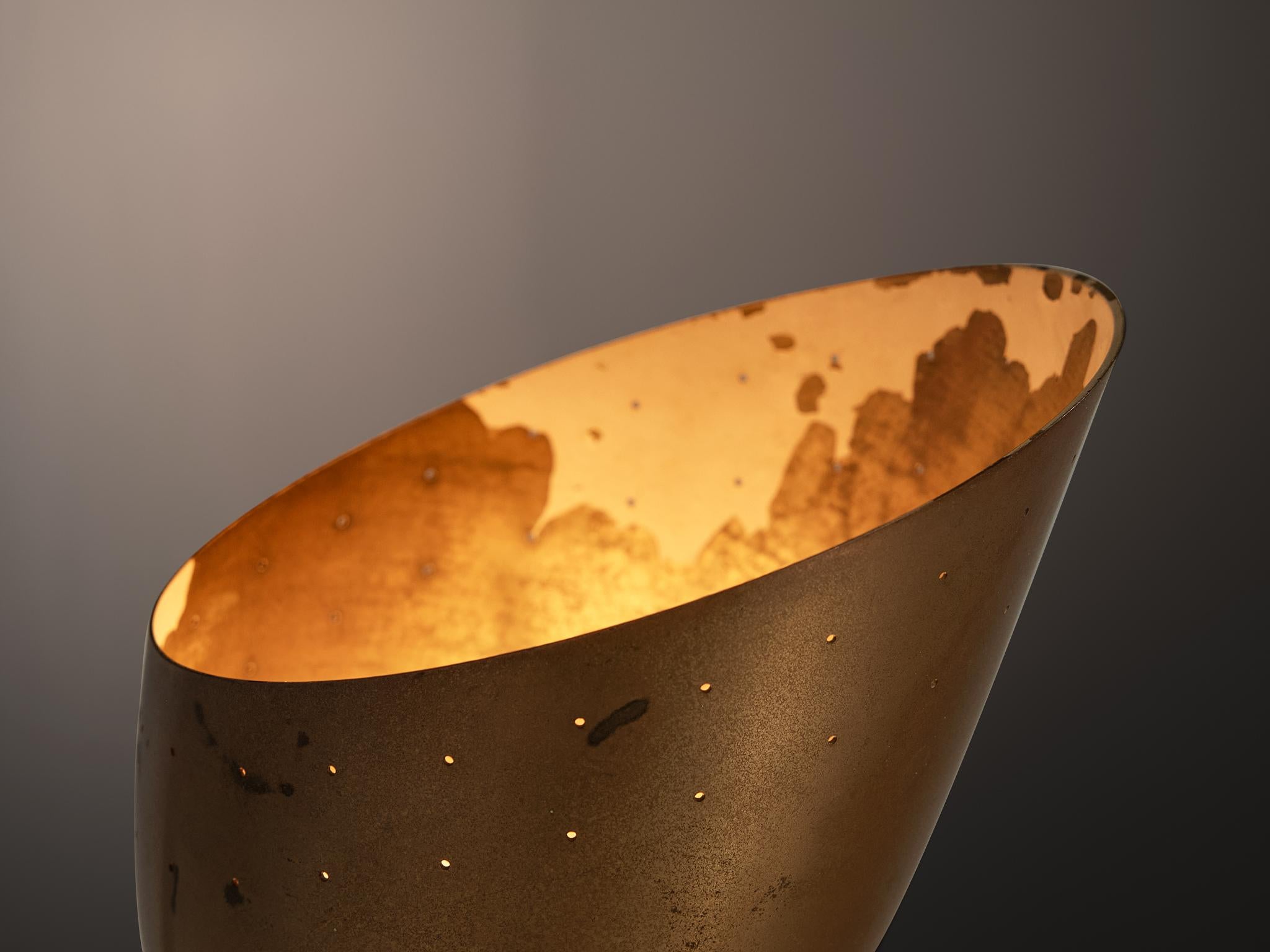 Ottone Rara coppia di applique Carl-Axel Acking '5029' con paralumi organici in ottone in vendita