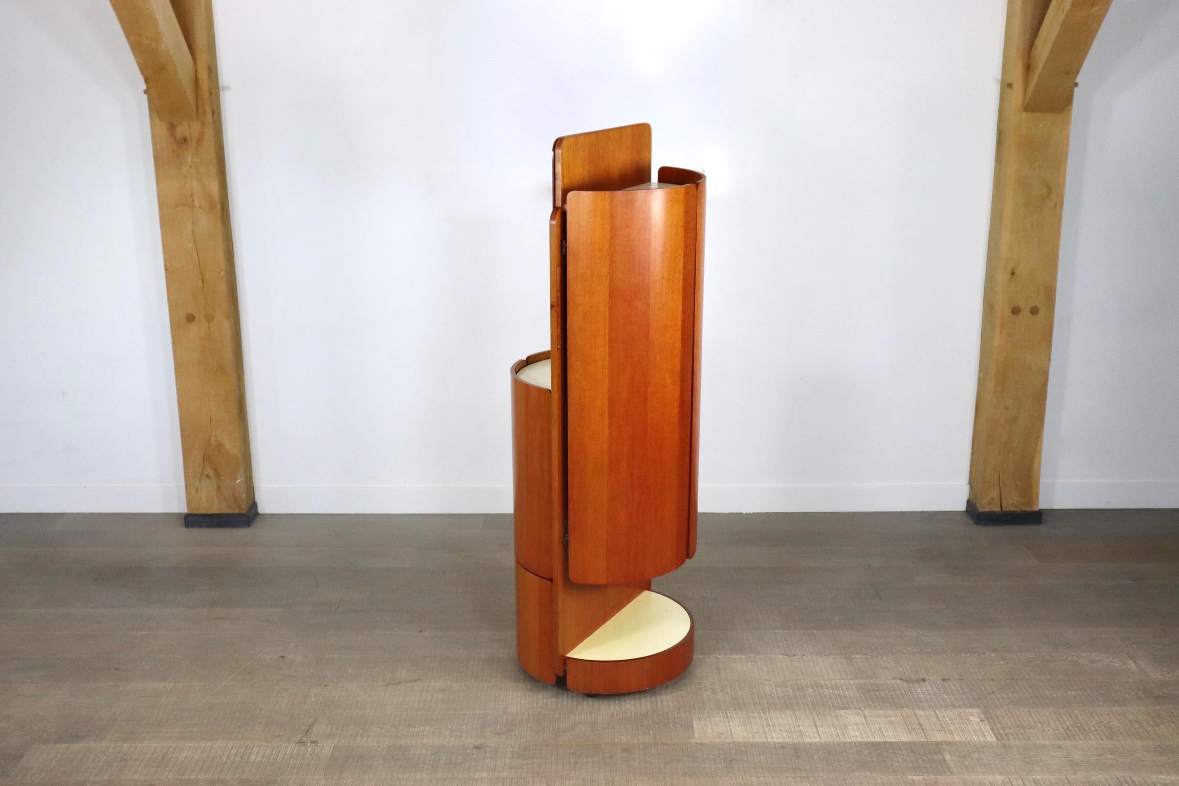 Mid-20th Century Rare Carlo de Carli Swivel coat rack vanity wardrobe for Fiarm, 1960s For Sale