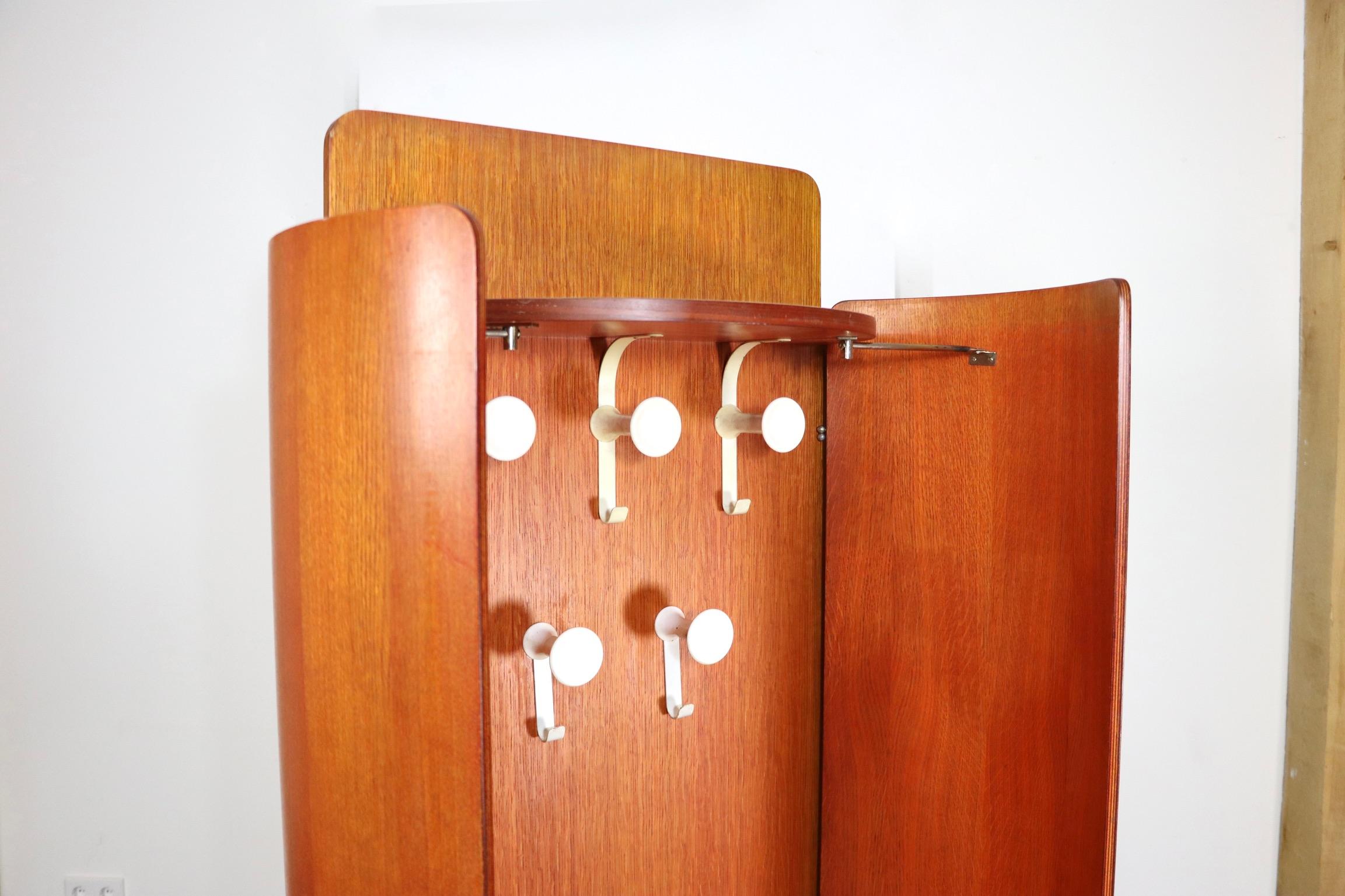 Brass Rare Carlo de Carli Swivel coat rack vanity wardrobe for Fiarm, 1960s For Sale