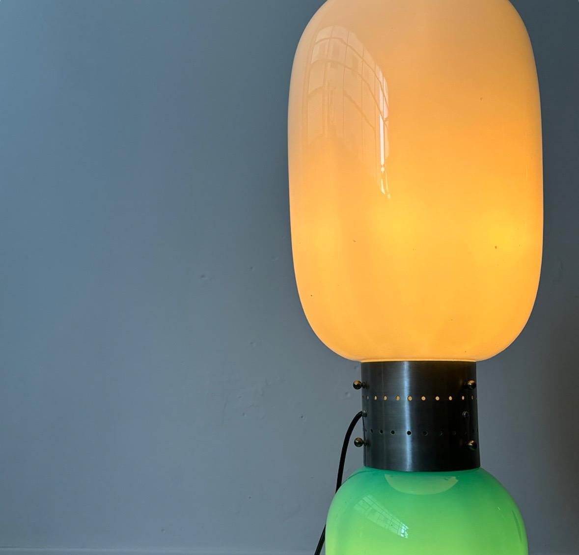 Italiano Rara lampada da terra 