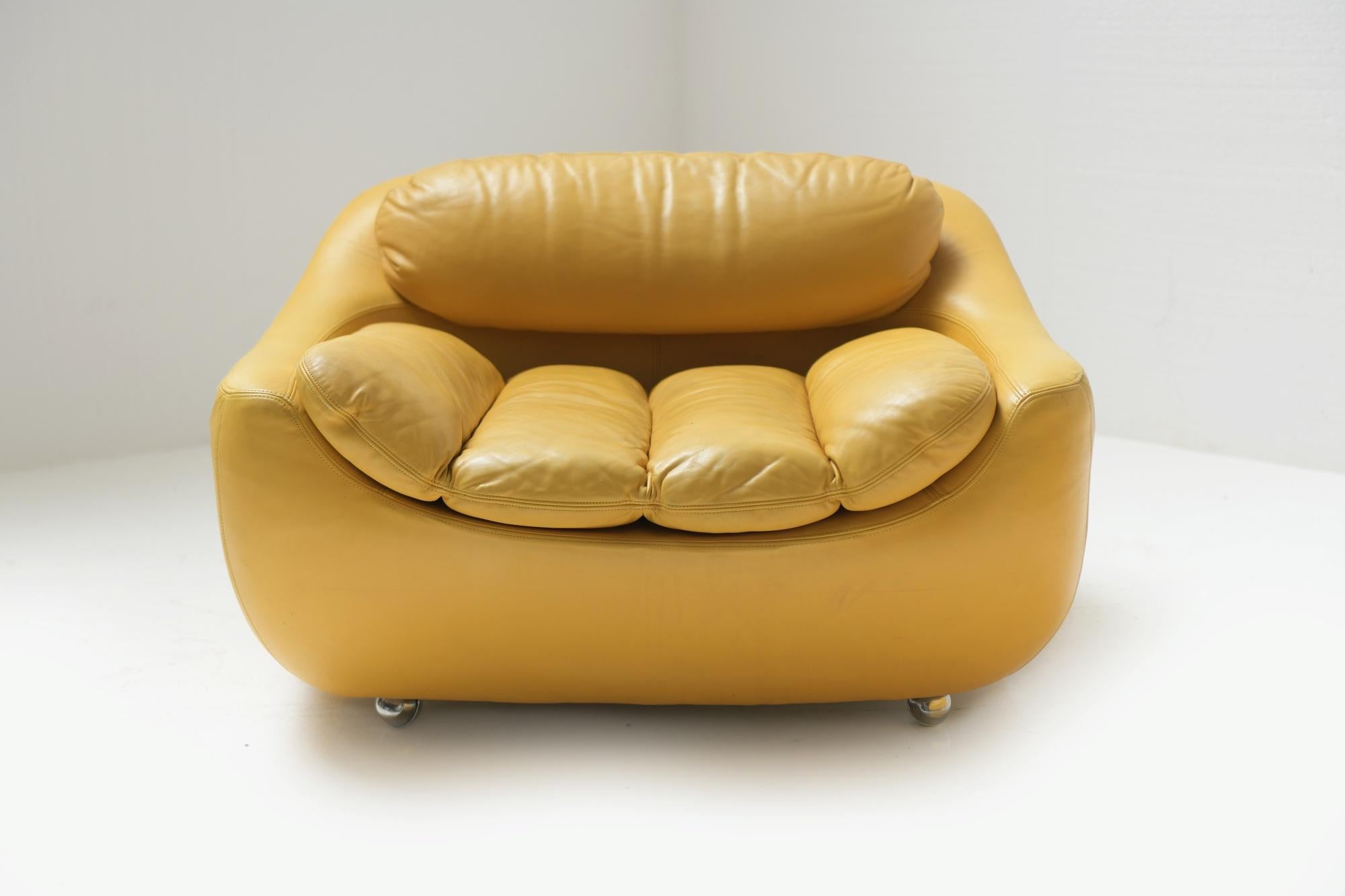 Seltene Carrera Lounge Chairs von Decursu De Pas D'urbino Lomazzi für BBB Bonancina im Angebot 1