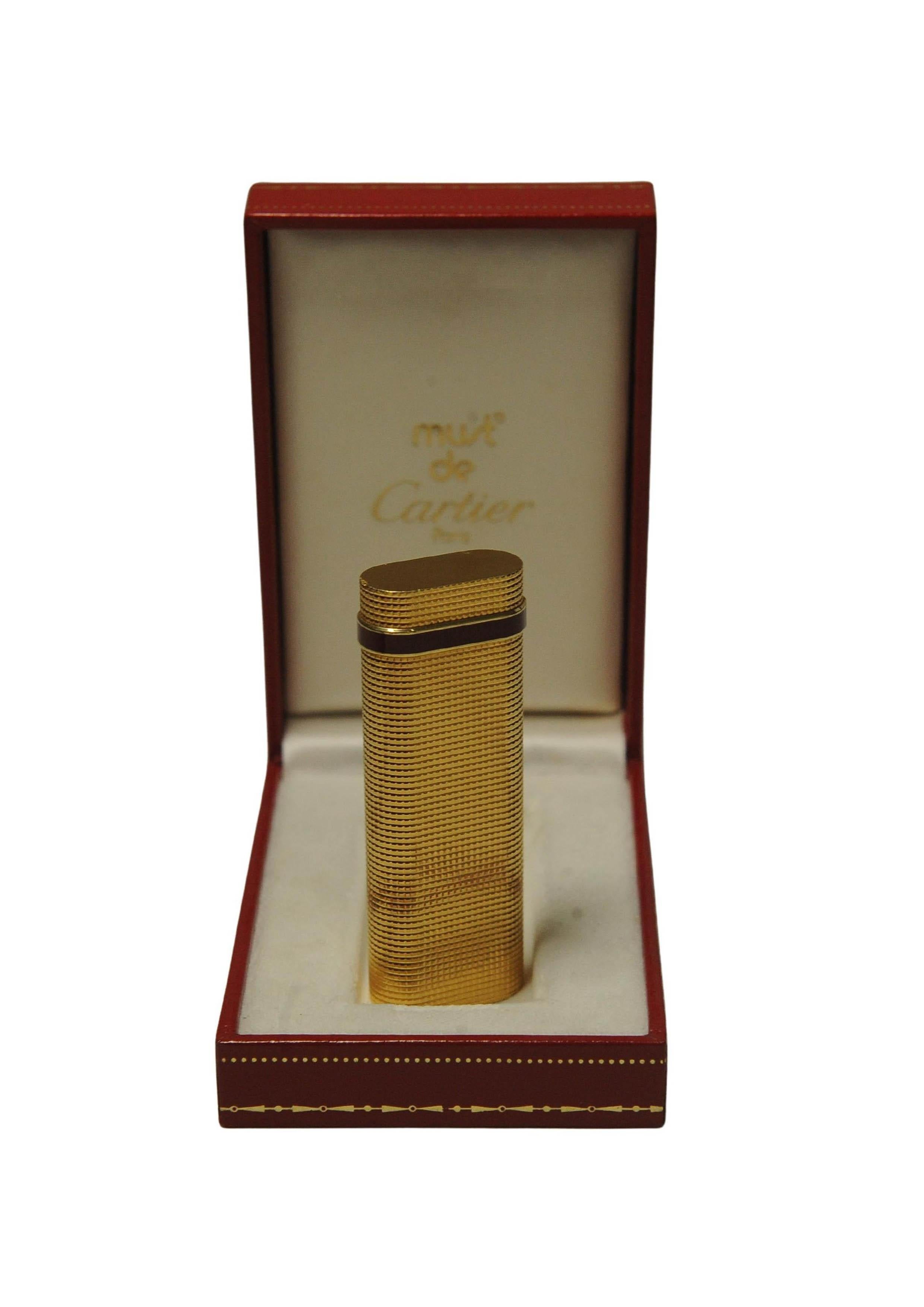 Art Déco Raro accendisigari Cartier in oro 18ct con scatola e garanzia Cartier in vendita