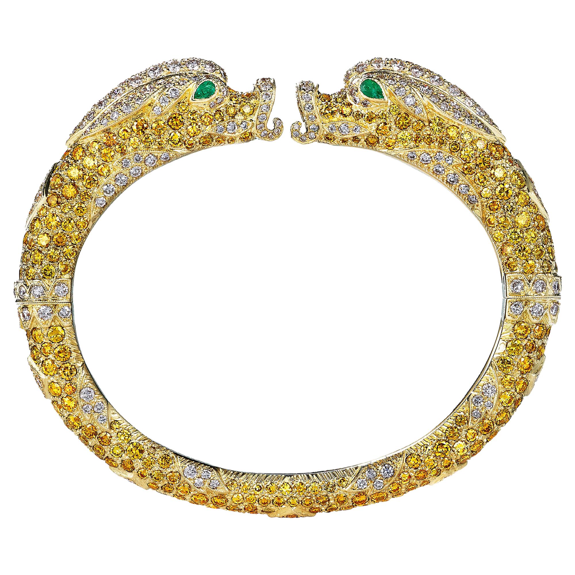 Cartier Paris, rare bracelet à charnière vintage Chimère, avec émeraudes et diamants jaunes et blancs en vente