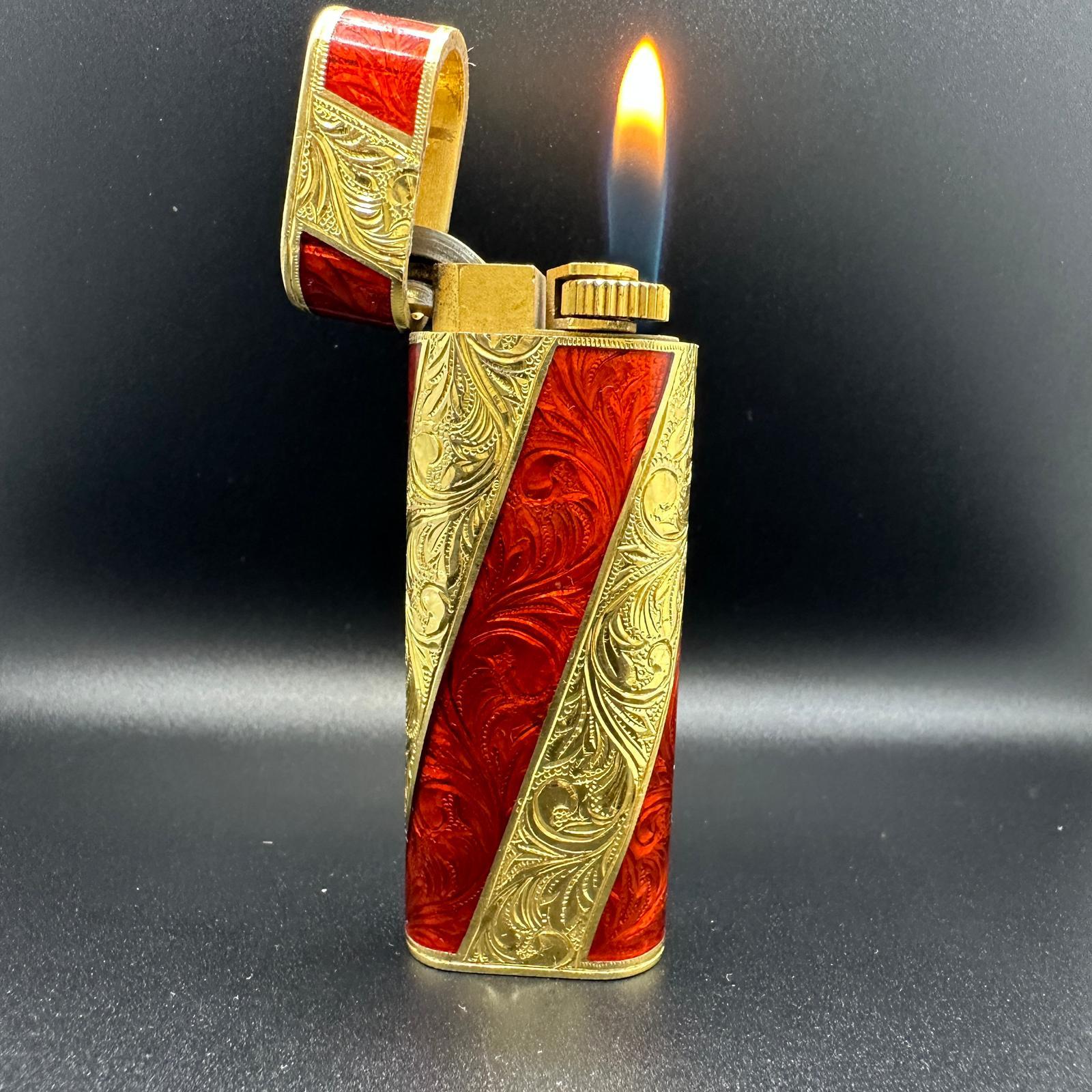 Rare Cartier Roy King Rollagas Gold and Red lacquer lighter  1