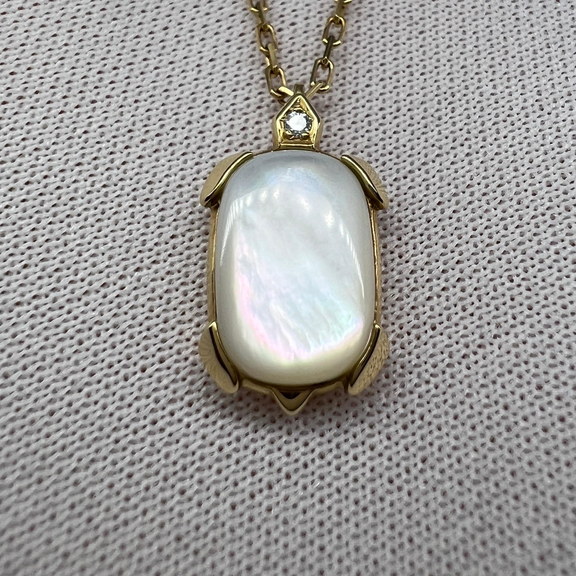 Rare Cartier Tortue Mother of Pearl & Diamond 18k Yellow Gold Pendant Necklace For Sale 2
