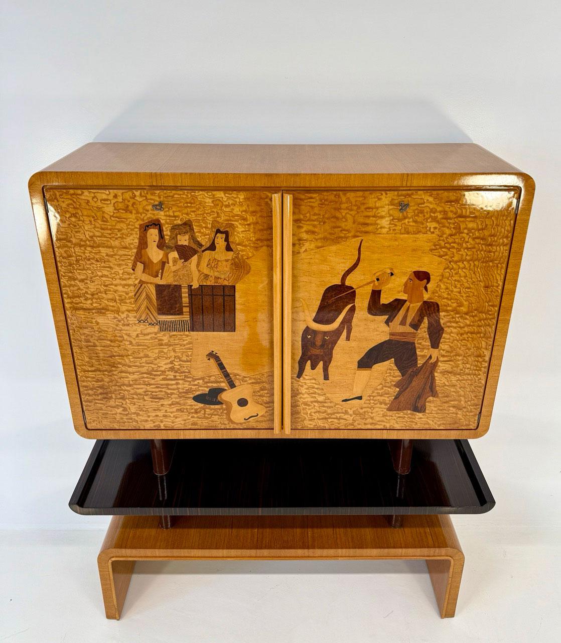 Seltener Barschrank von Cassi Ramelli, veröffentlicht im Archivio Anzani, 1936 (Mitte des 20. Jahrhunderts) im Angebot