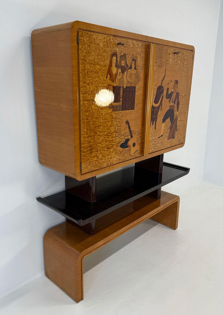 Seltener Barschrank von Cassi Ramelli, veröffentlicht im Archivio Anzani, 1936 (Ahornholz) im Angebot