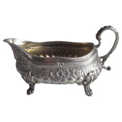 Rare bateau crème coulé, à la manière de Paul De Lamerie, 1890