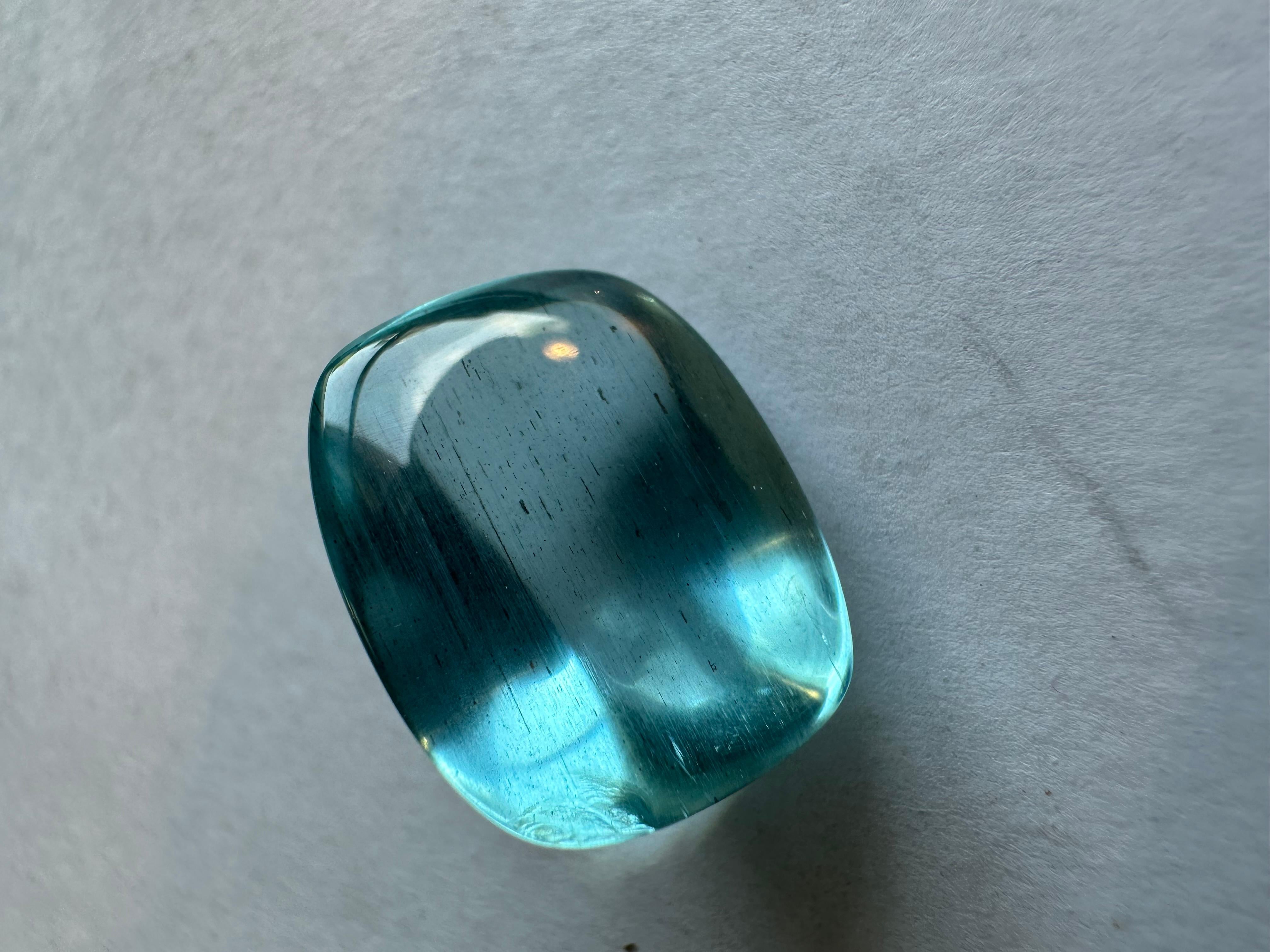 Women's or Men's Rare Cat Eye Aquamarine Sugarloaf Cabochon Loose Gemstone for Jewelry For Sale