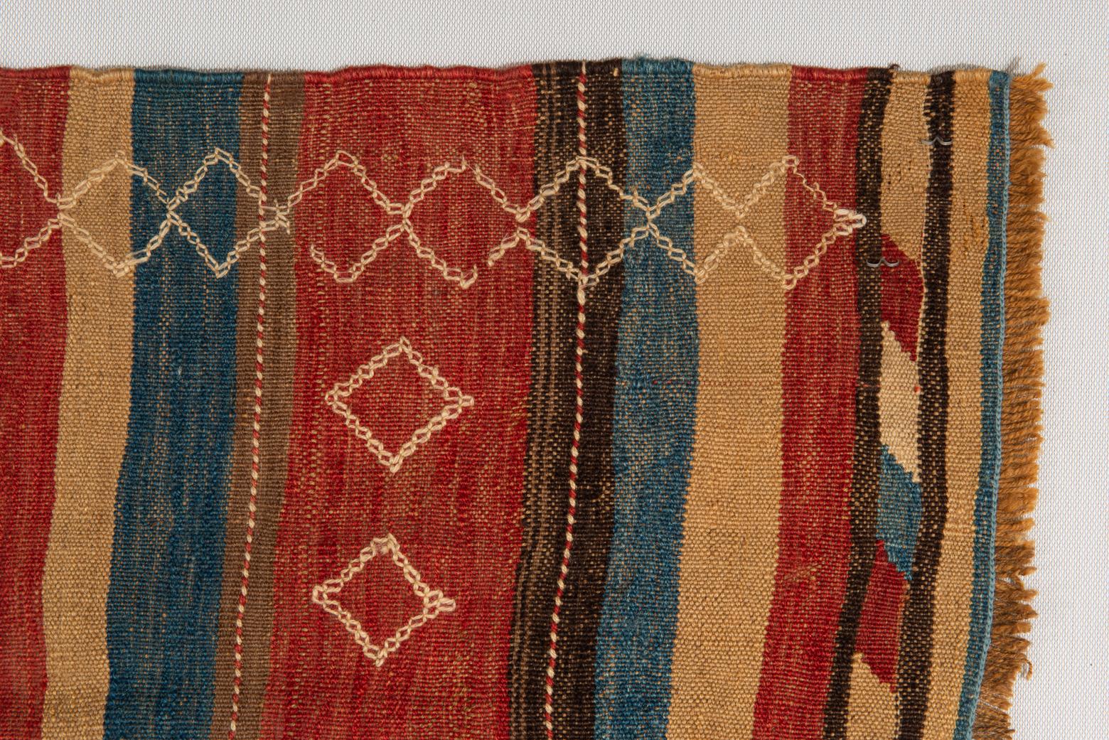 Seltener kaukasischer Verneh-Teppich aus einer Privatsammlung im Zustand „Gut“ im Angebot in Alessandria, Piemonte