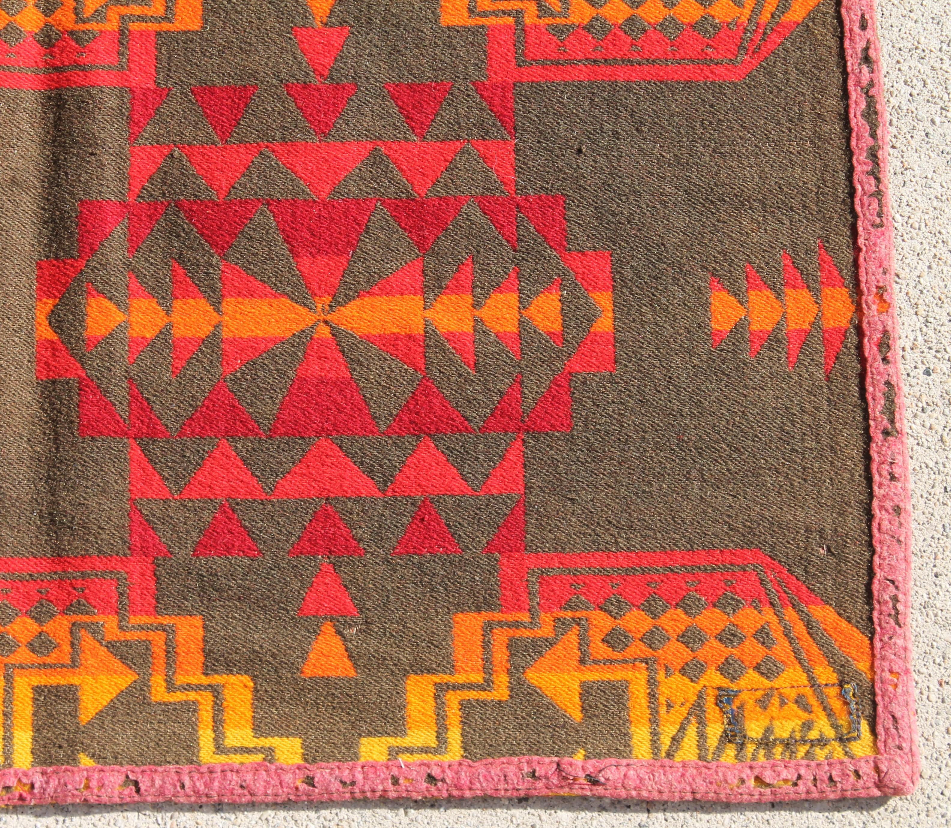 Machine-Made Rare Cayuse Pendleton Indian Design Camp Blanket