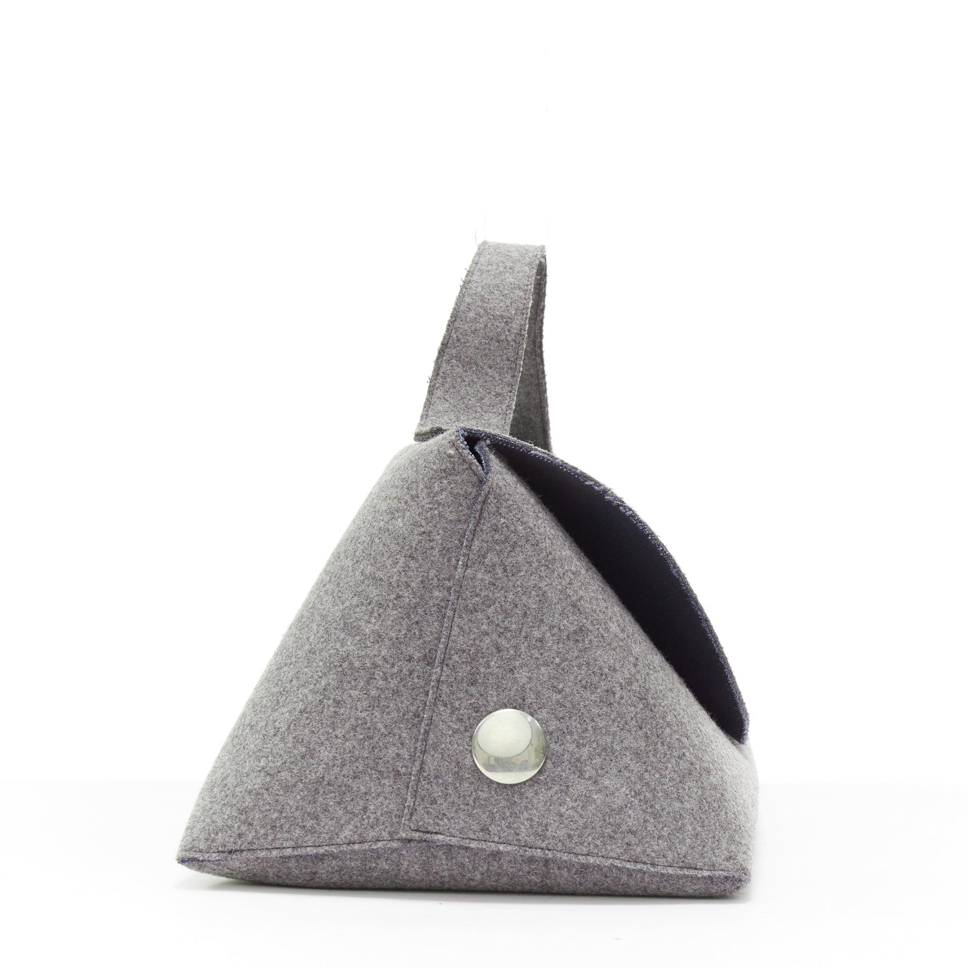 rare CELINE Phoebe Philo 2014 Runway Orb grey wool felt top handle bag In Good Condition In Hong Kong, NT