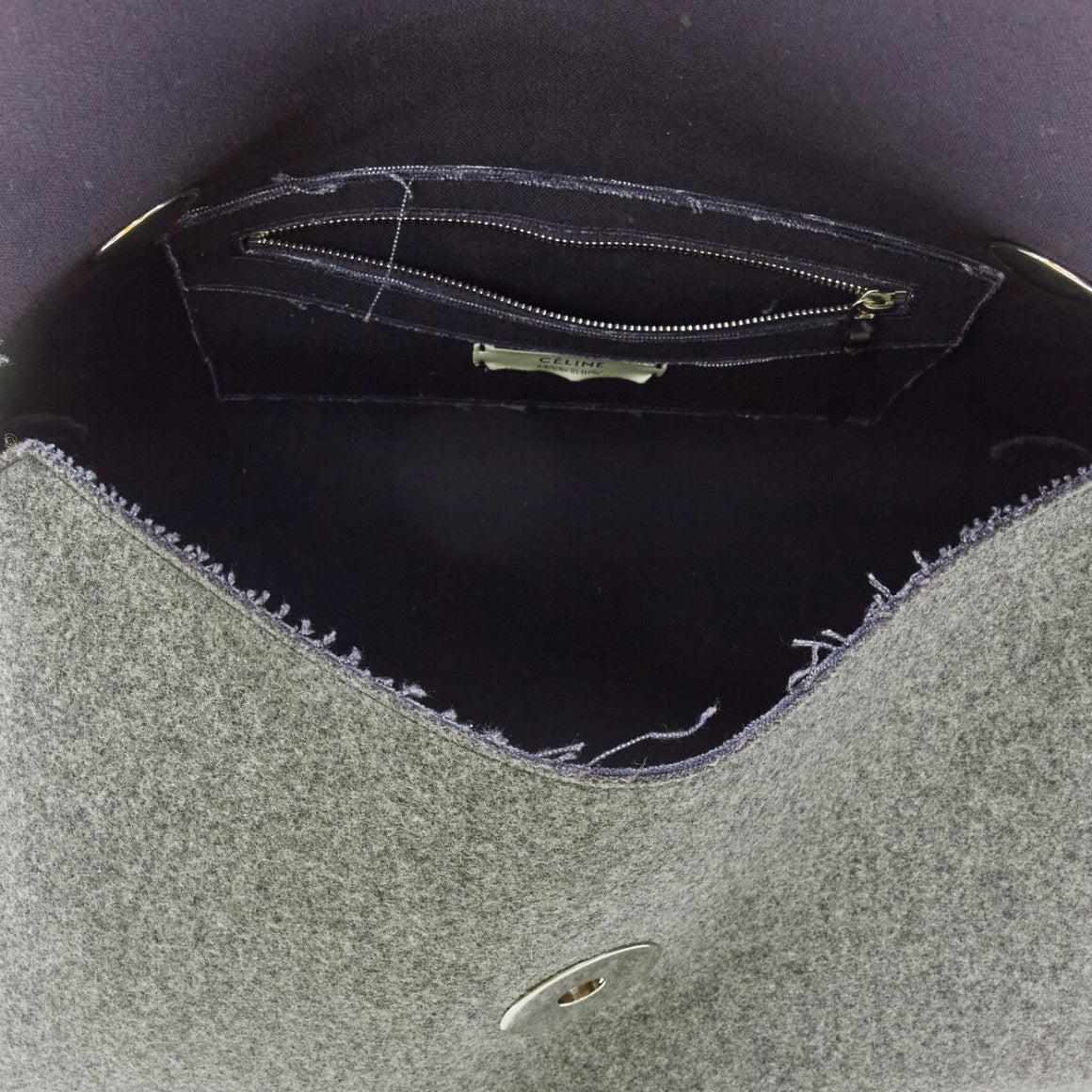rare CELINE Phoebe Philo 2014 Runway Orb grey wool felt top handle bag For Sale 5
