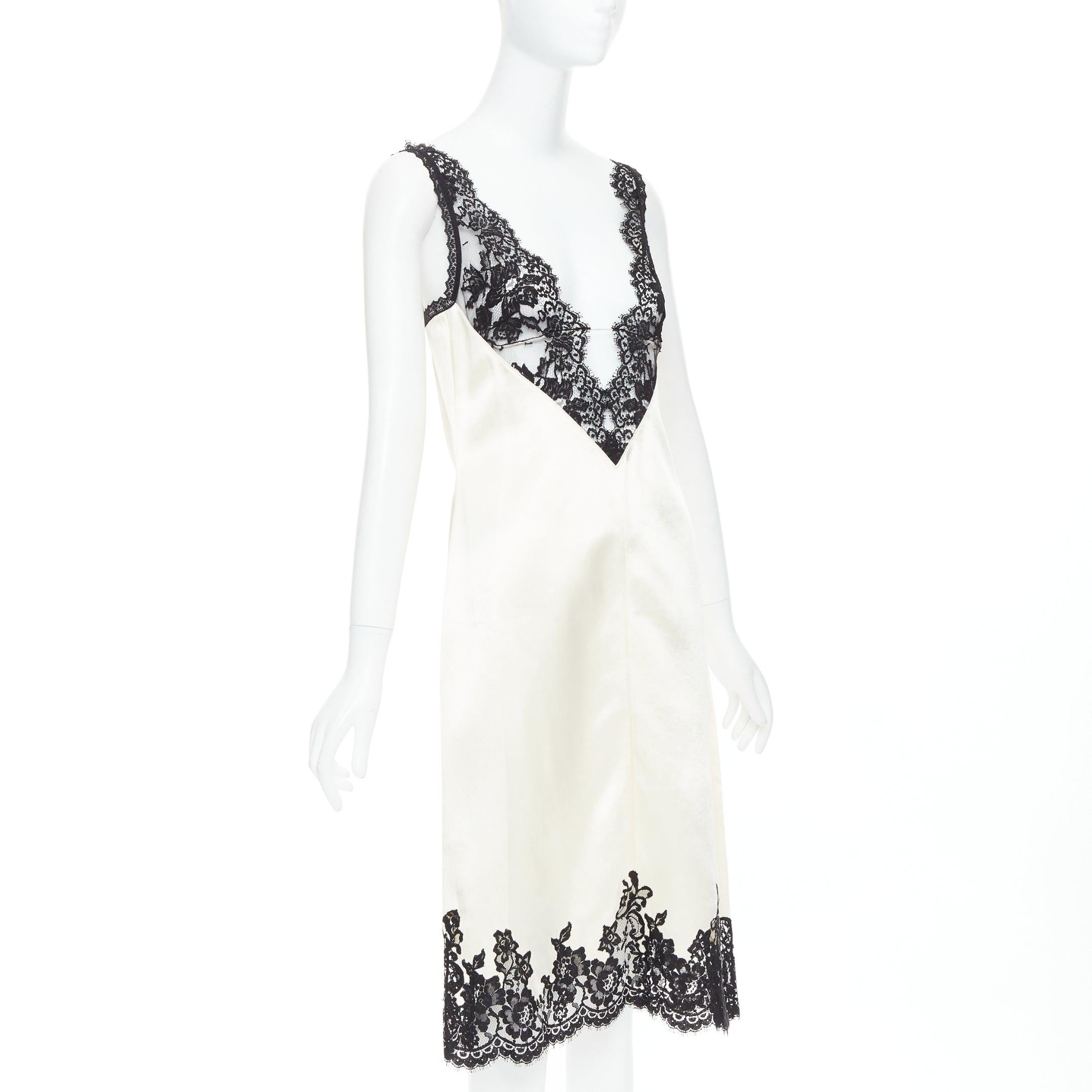 Grigio raro CELINE Phoebe Philo 2016 Runway cream silk sheer lace slip dress FR38 M.