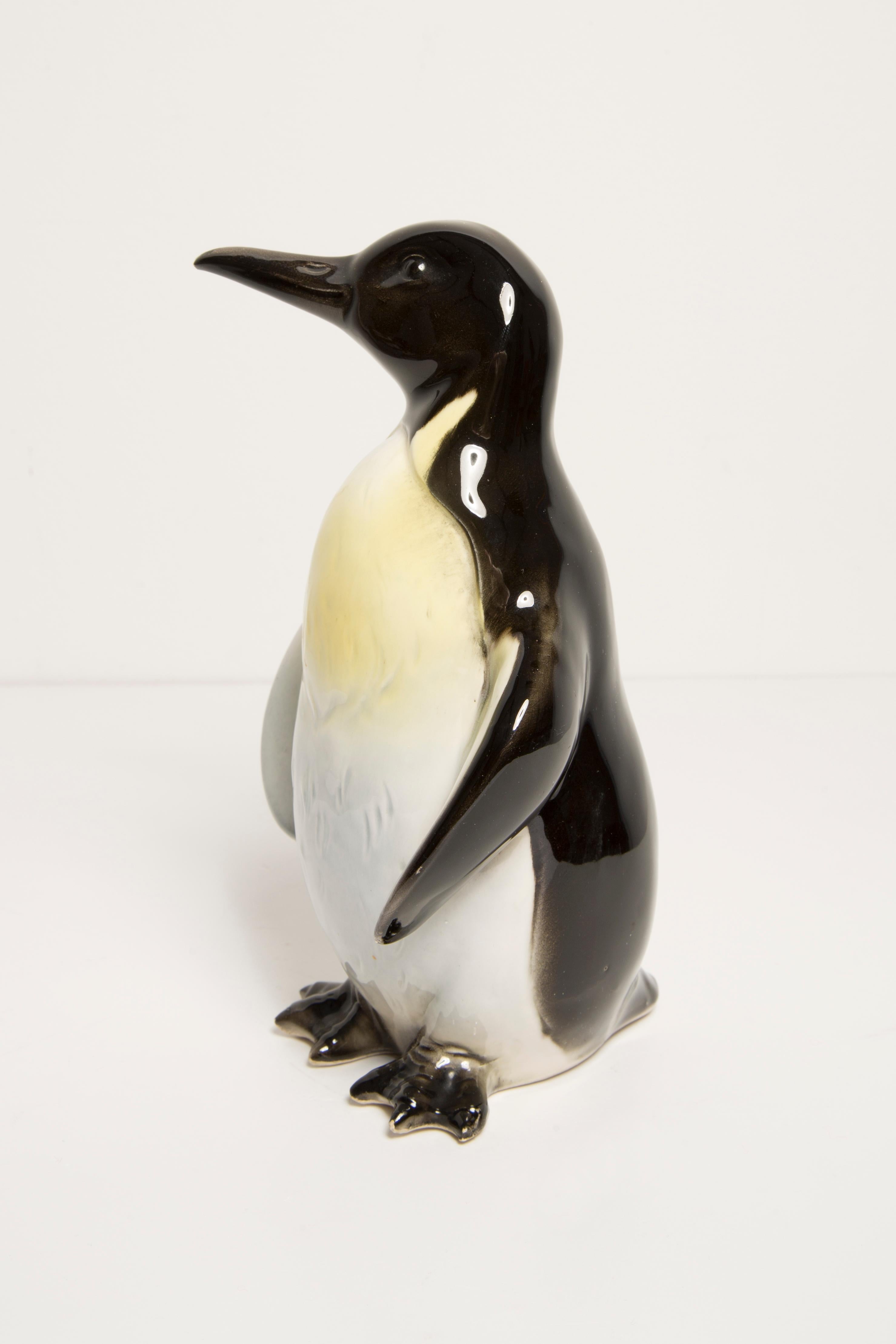Rare Ceramic Penguin Decorative Sculpture, Germany, 1960s In Good Condition In 05-080 Hornowek, PL