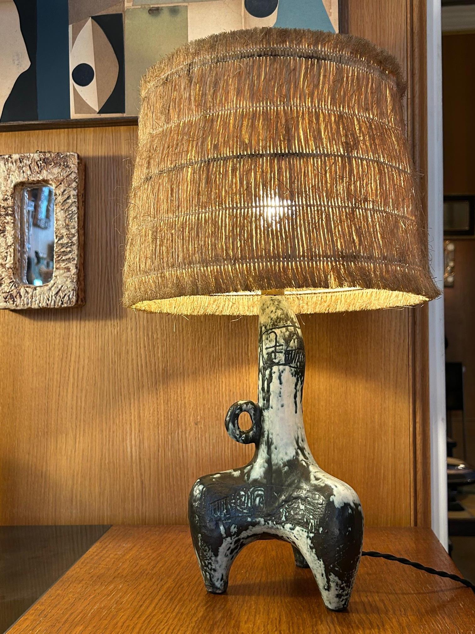 Rare ceramic table lamp by Jacques Blin, France, 1960's mediados del siglo XX en venta