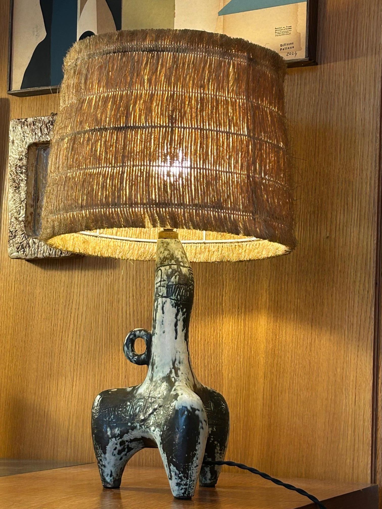 Rare ceramic table lamp by Jacques Blin, France, 1960's Cerámico en venta