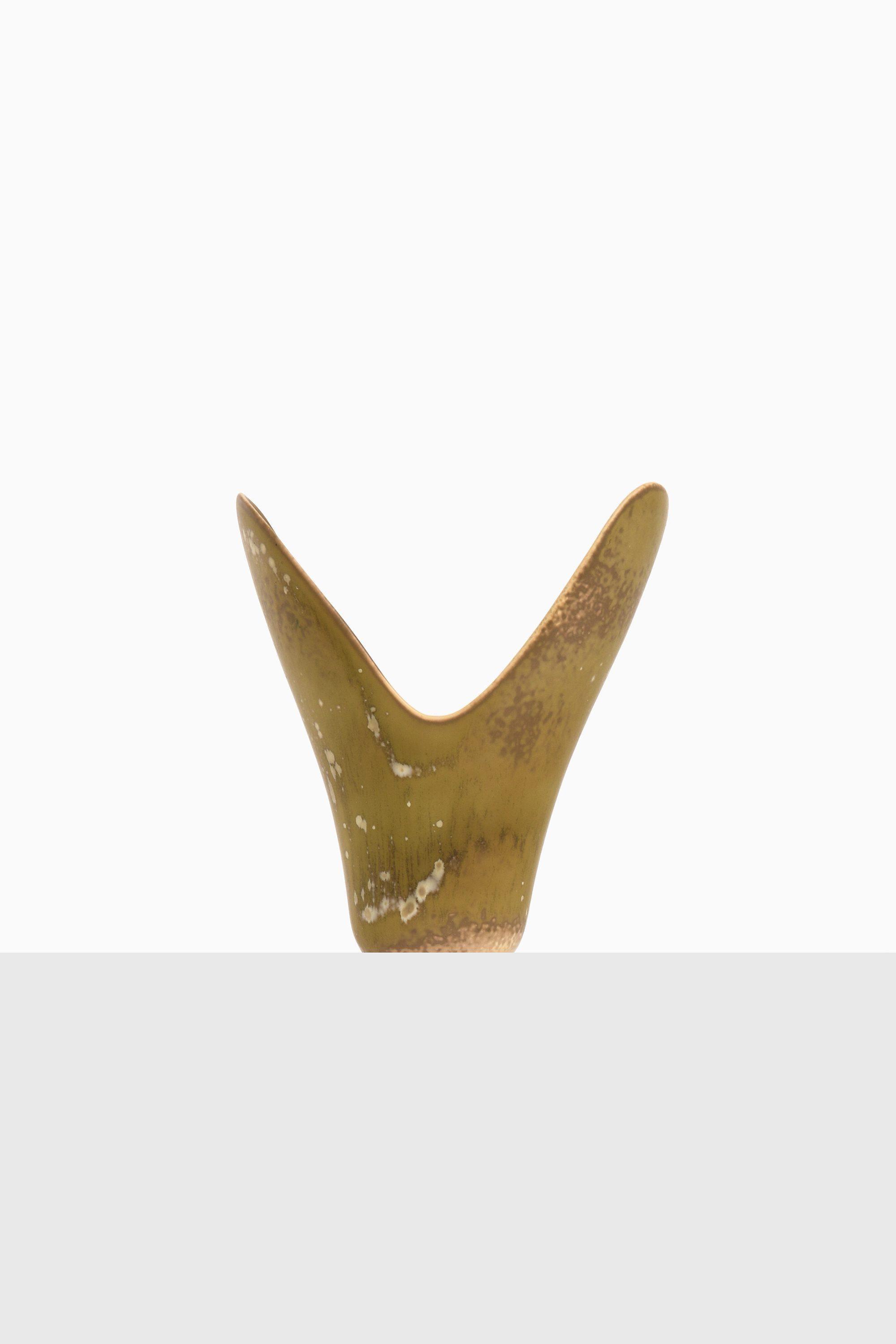 Raro vaso in ceramica di Carl-Harry Stålhane, anni '60

Informazioni aggiuntive:
Materiale: Ceramica
Stile: Metà secolo, Scandinavo
Prodotto da Rörstrand in Svezia
Dimensioni (L x P x H): 19,5 x 11 x 21,5 cm
Condizioni: Buone condizioni vintage, con