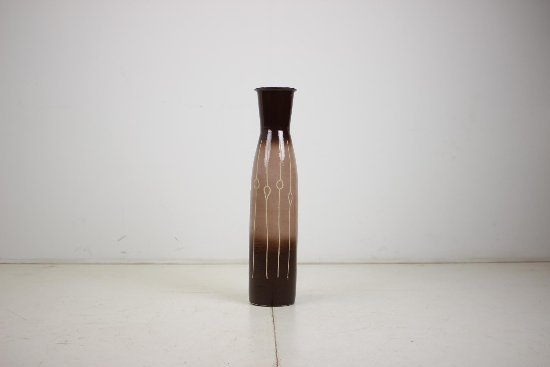 Raro vaso in ceramica 