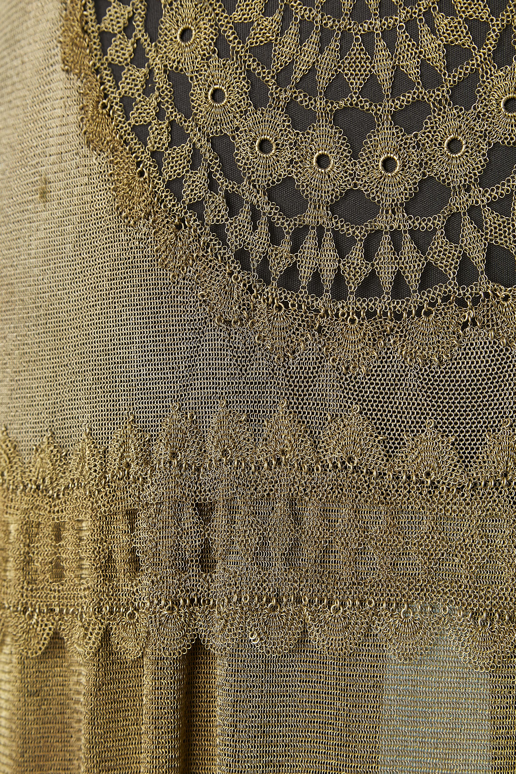Rare robe du soir en cotte de mailles avec empiècement en dentelle métallique et franges Circa 1930 Bon état - En vente à Saint-Ouen-Sur-Seine, FR