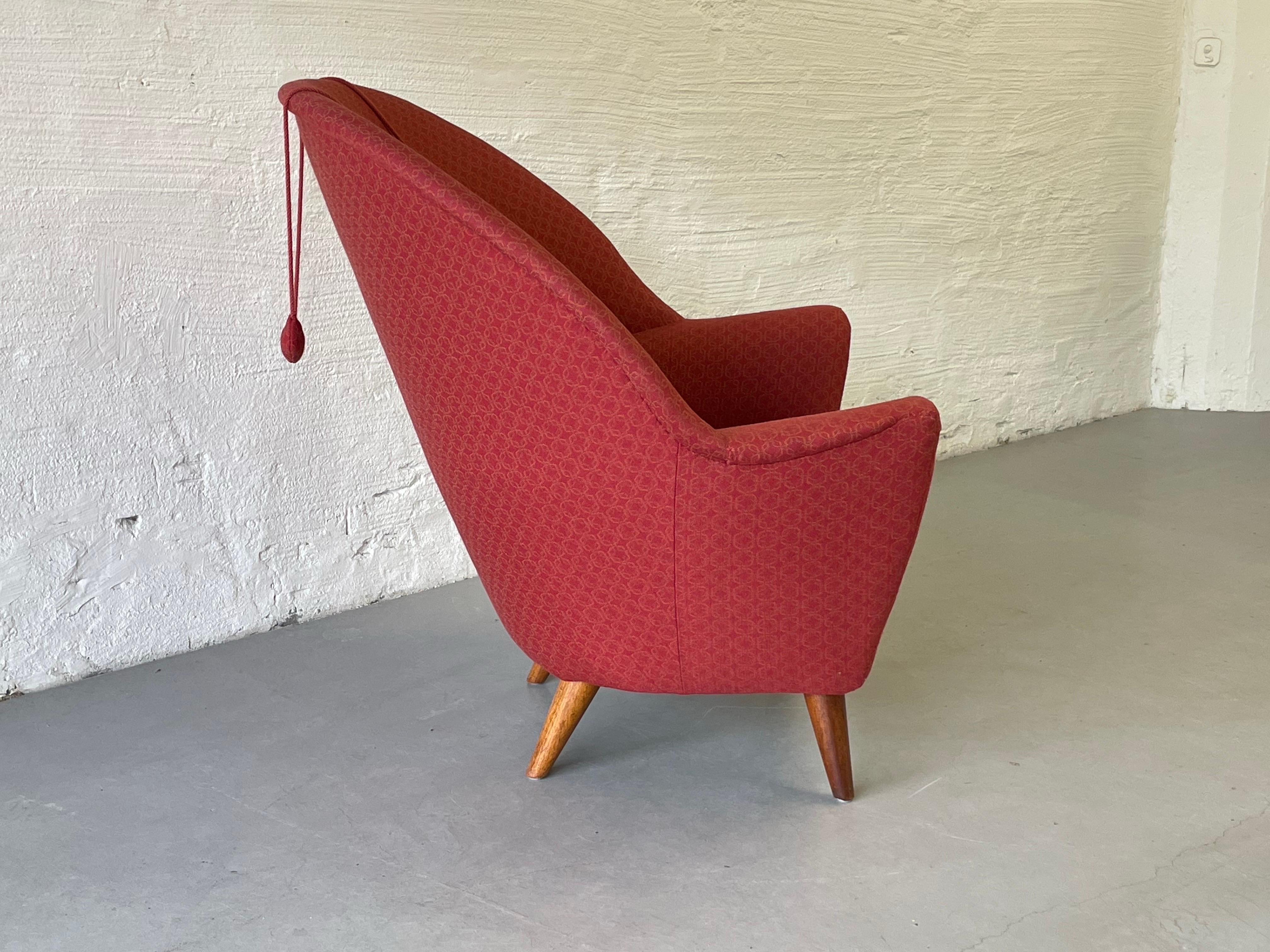 Mid- Century Modern chair by Fredrik Kayser, modell 2010, Norwegian, 1952 For Sale 2