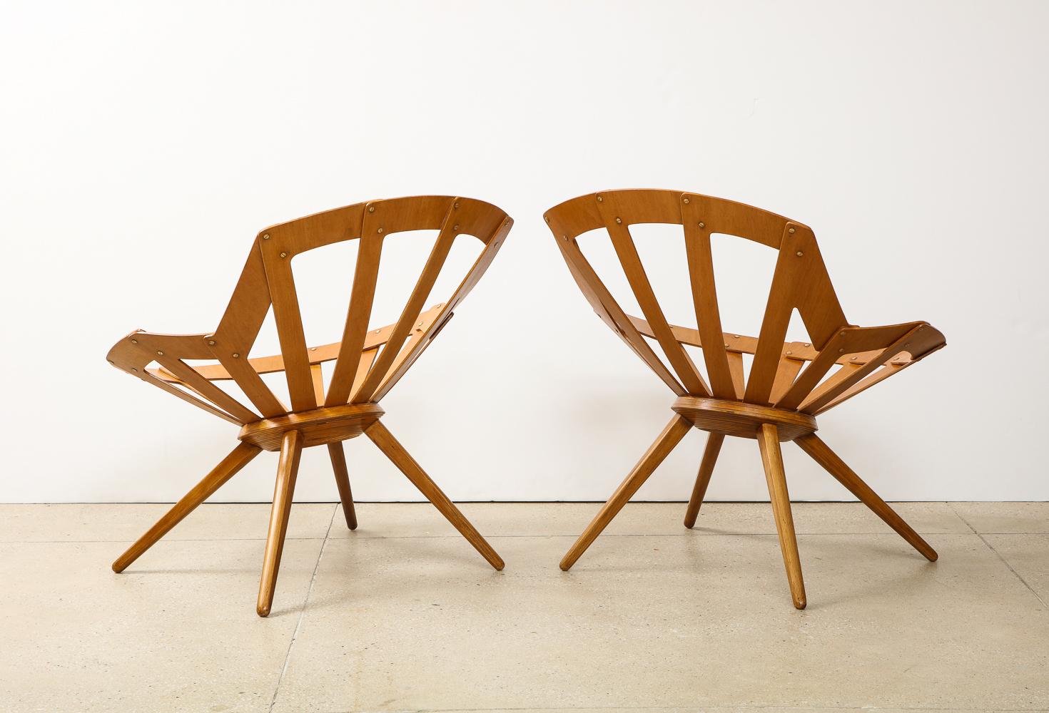 Rare Chairs by Vittorio Gregotti, Lodovico Meneghetti & Giotto Stoppino For Sale 2