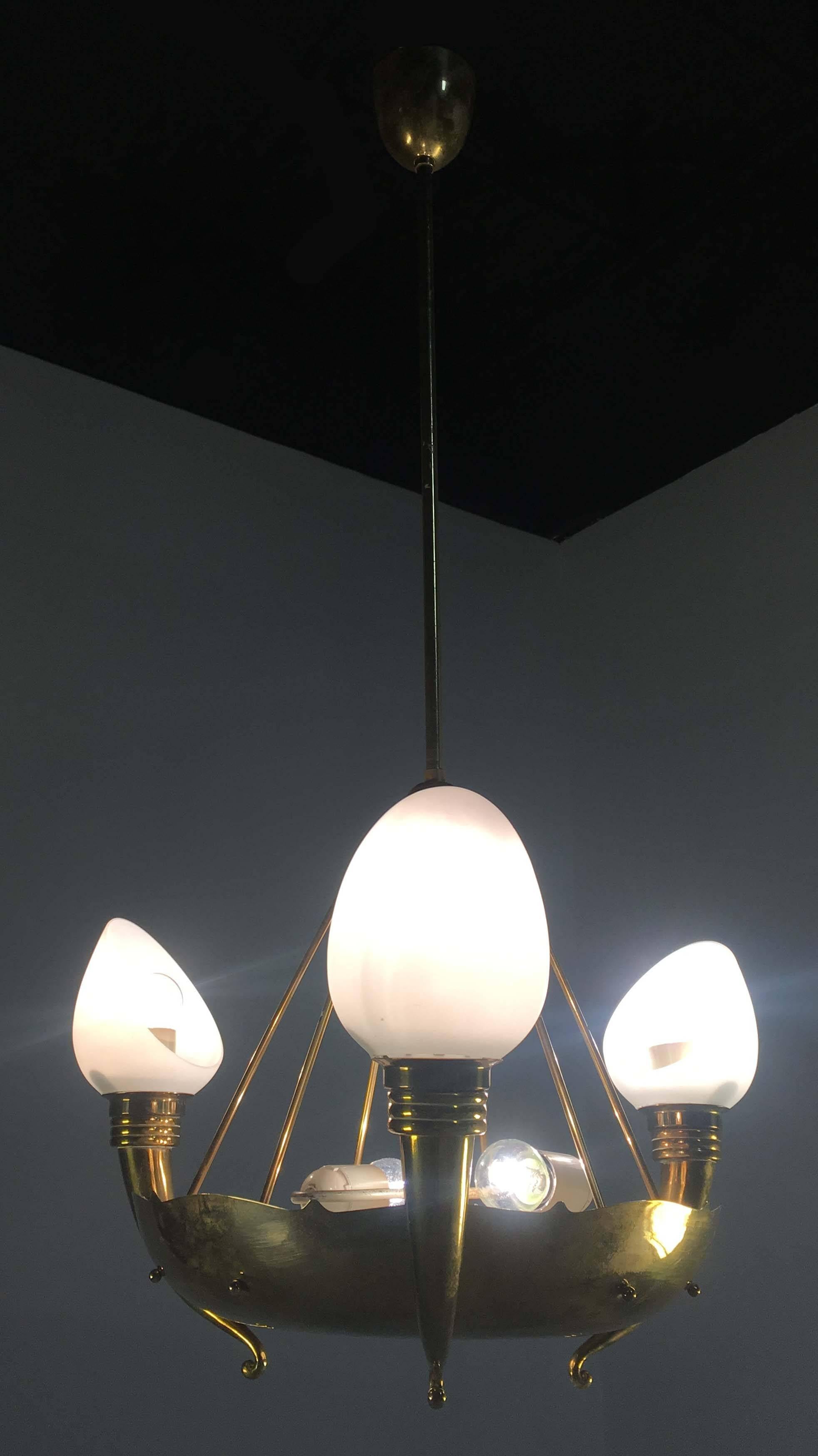 Ottone Raro lampadario di Gaetano Sciolari, anni '40 in vendita