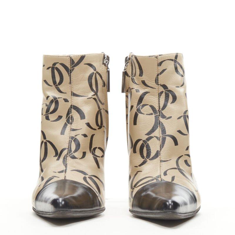 Beige rare CHANEL 00A beige nude marked CC logo toe cap ankle bootie EU37 For Sale