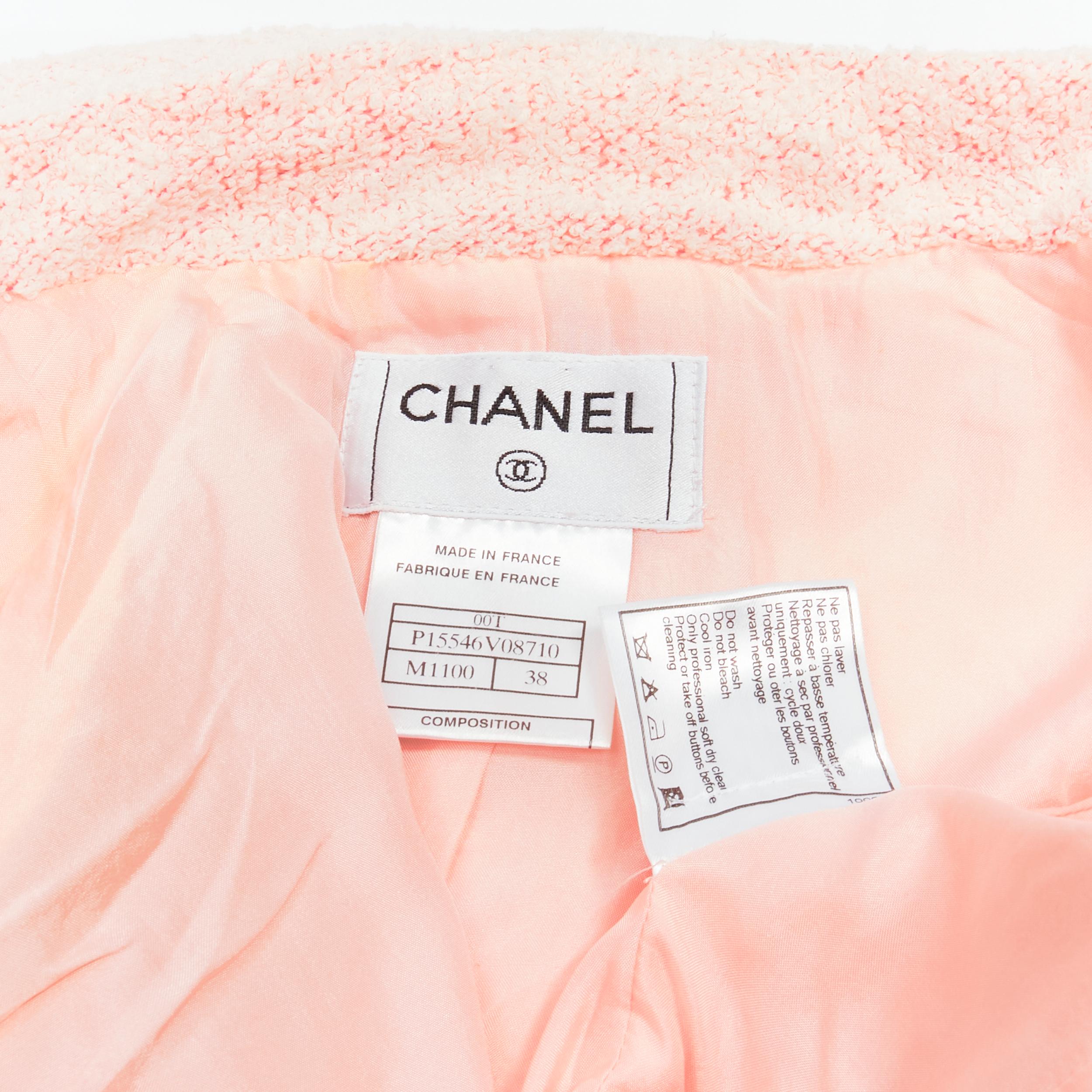 CHANEL 00T Veste courte en tweed rose avec boutons et logo CC vintage, Taille FR38 5