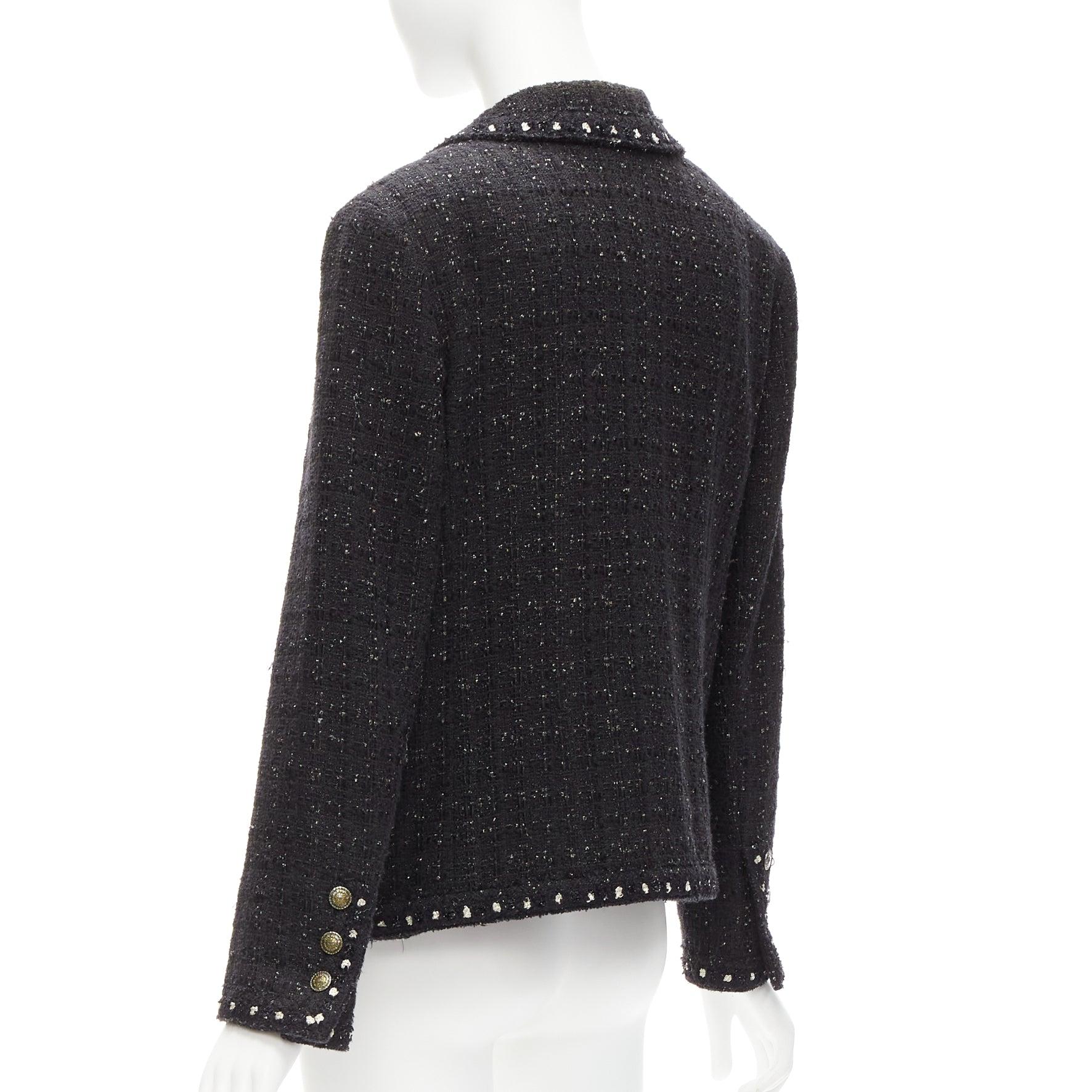 raro Chanel 05A Fantasy Tweed CC bottone 4 tasche piccola giacca nera FR44 2XL in vendita 2