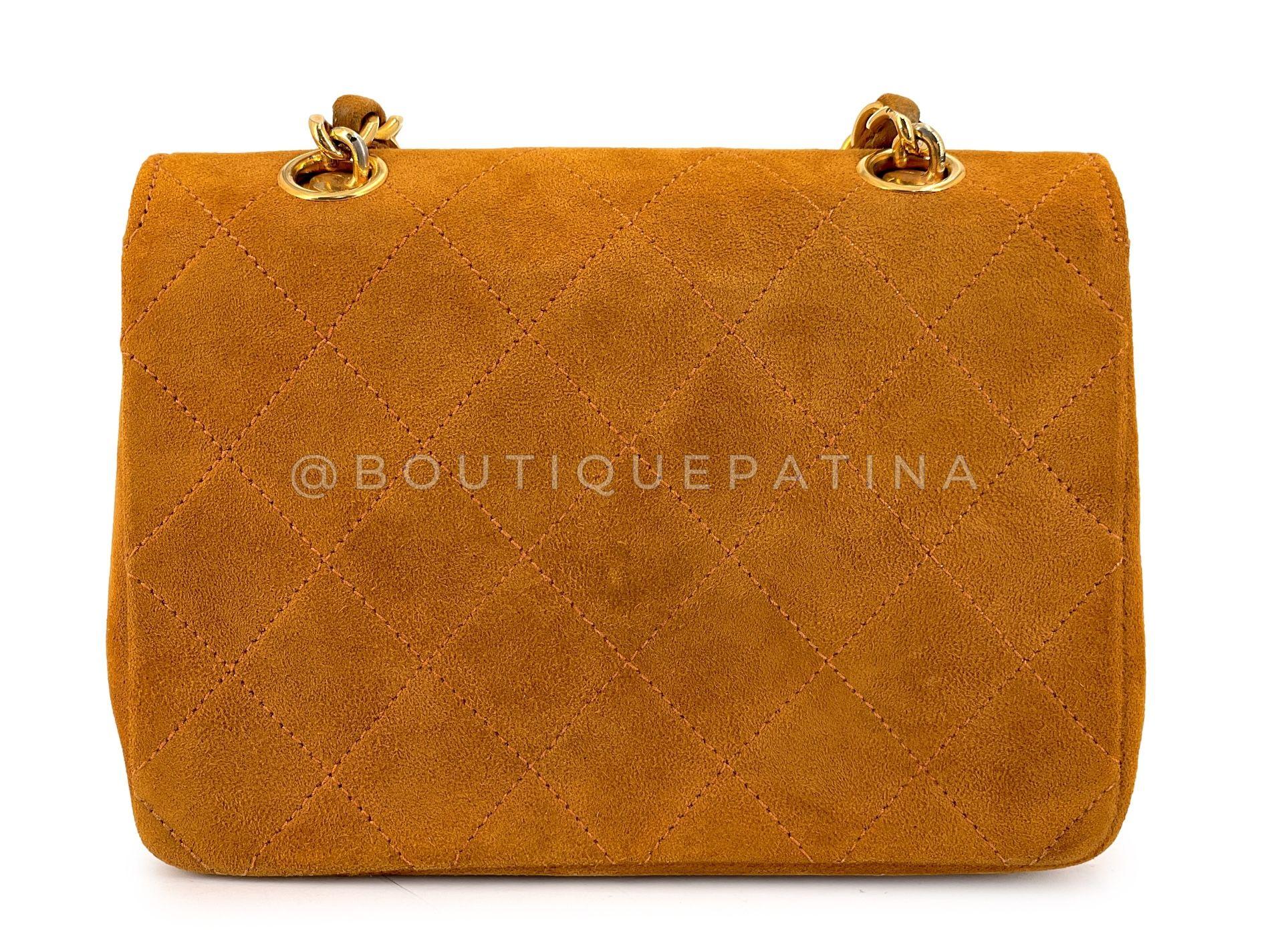 Rare Chanel 1986 Vintage Walnut Crossbody Mini Flap Bag 24k GHW 68667 Pour femmes en vente