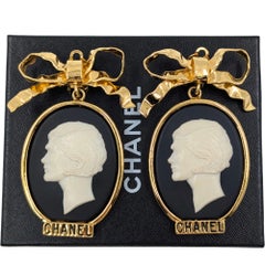 Rare Chanel 1989 Cameo clip on earrings