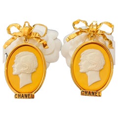 Retro Rare Chanel 1989 cameo clip on earrings 