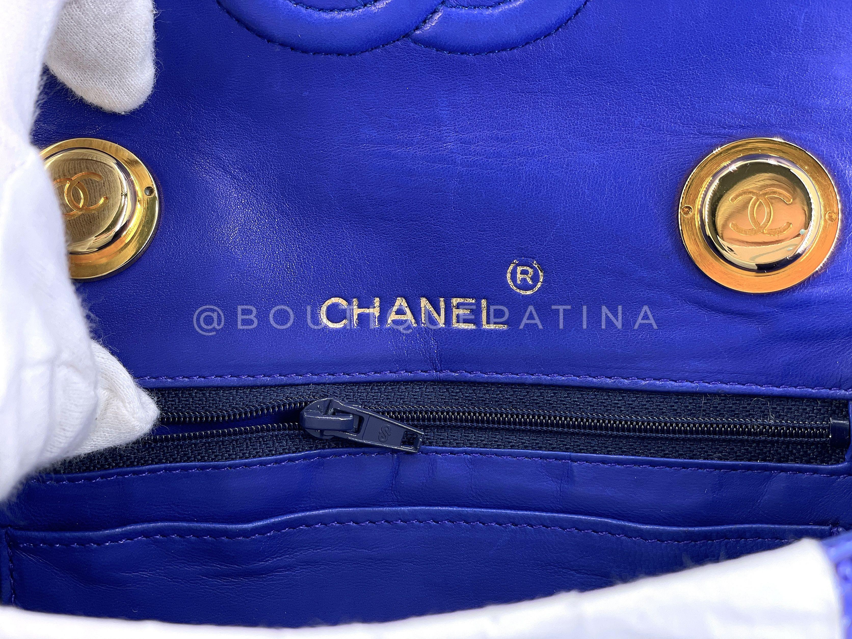 Rare Chanel 1989 Vintage Mini sac de soirée carré en lézard bleu 24k GHW  68656 en vente 6