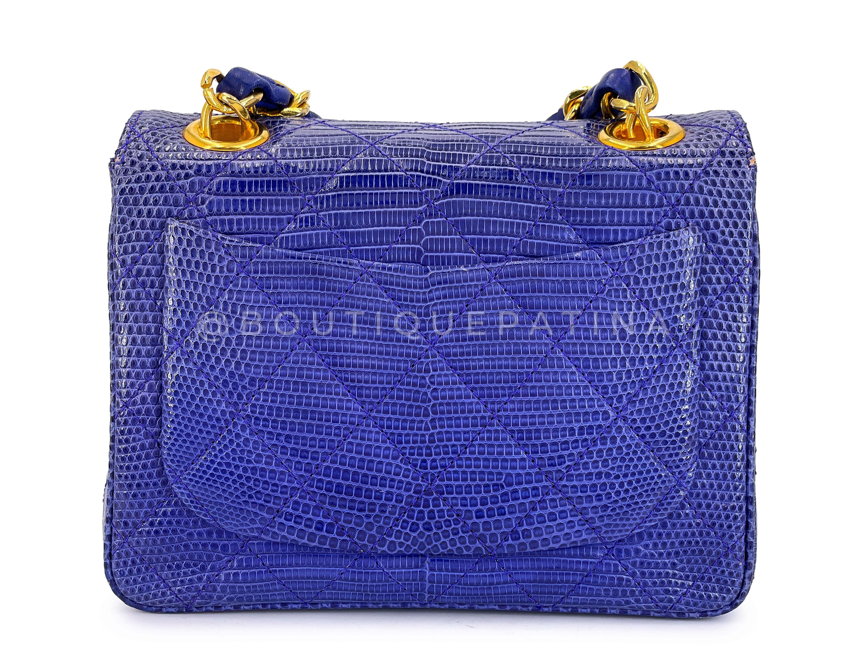 Rare Chanel 1989 Vintage Mini sac de soirée carré en lézard bleu 24k GHW  68656 Pour femmes en vente
