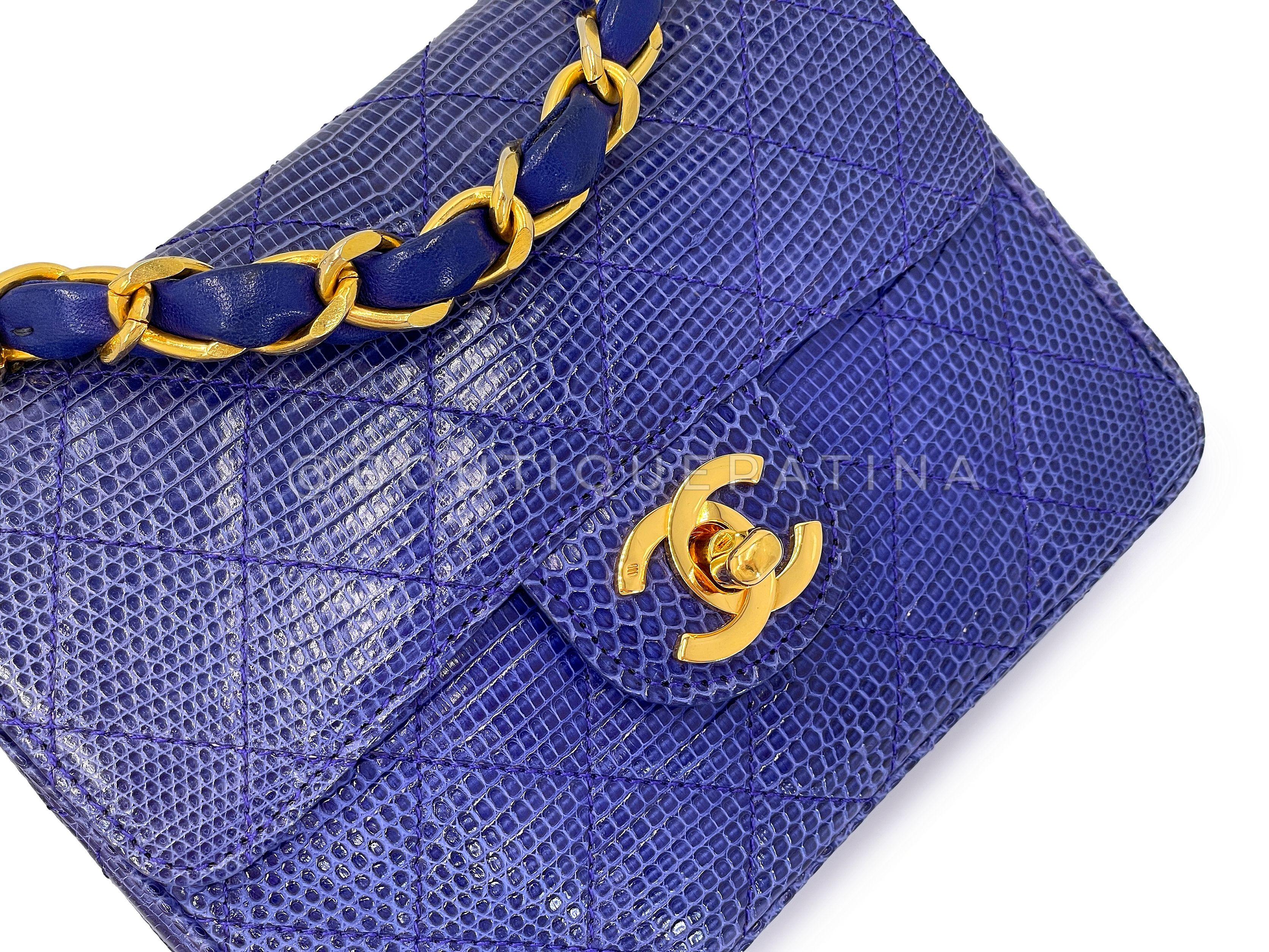 Rare Chanel 1989 Vintage Mini sac de soirée carré en lézard bleu 24k GHW  68656 en vente 3