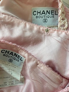 Rare Chanel 1990s Size 44 10 Bubblegum Pink Boucle Vintage 90s Jacket Skirt Suit