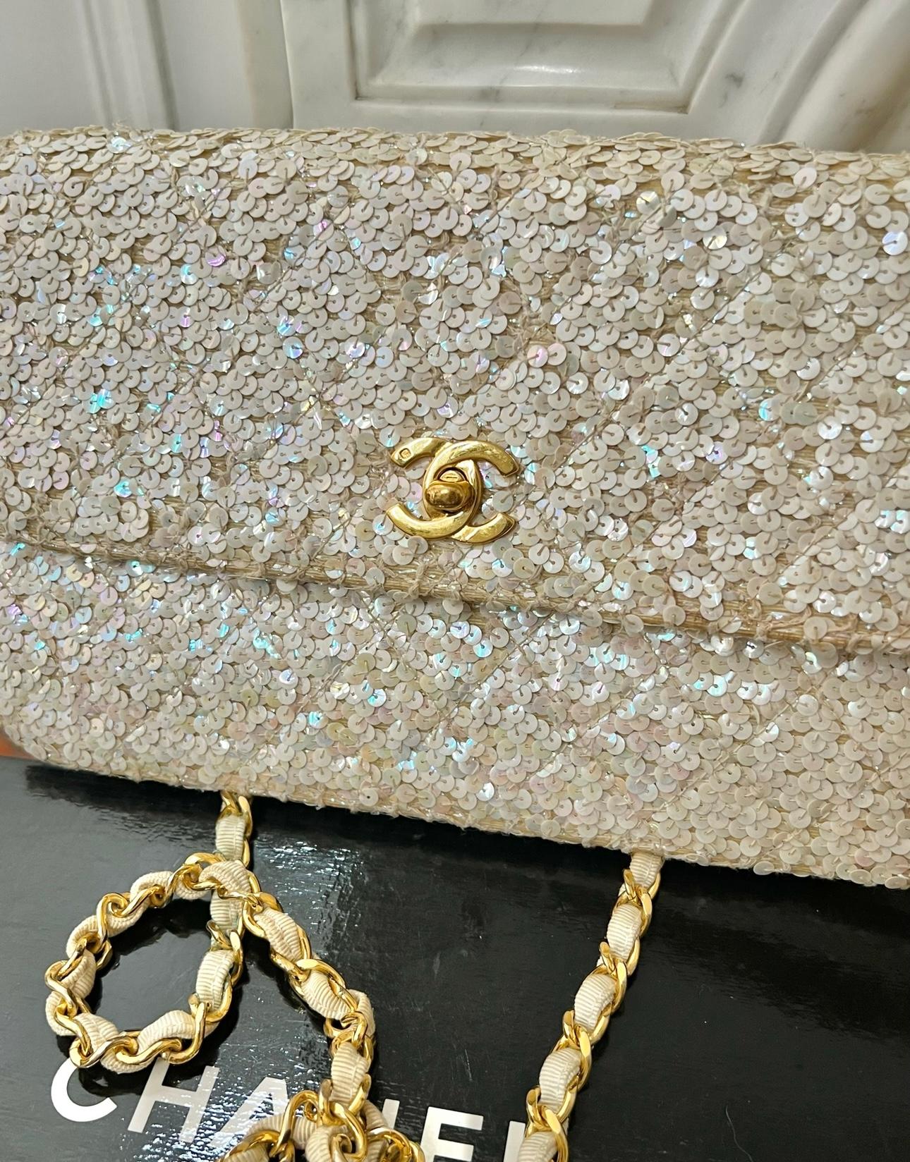 Rare Chanel 1991 Anna Wintour vintage sequined single flap bag In Fair Condition For Sale In PARIS, FR