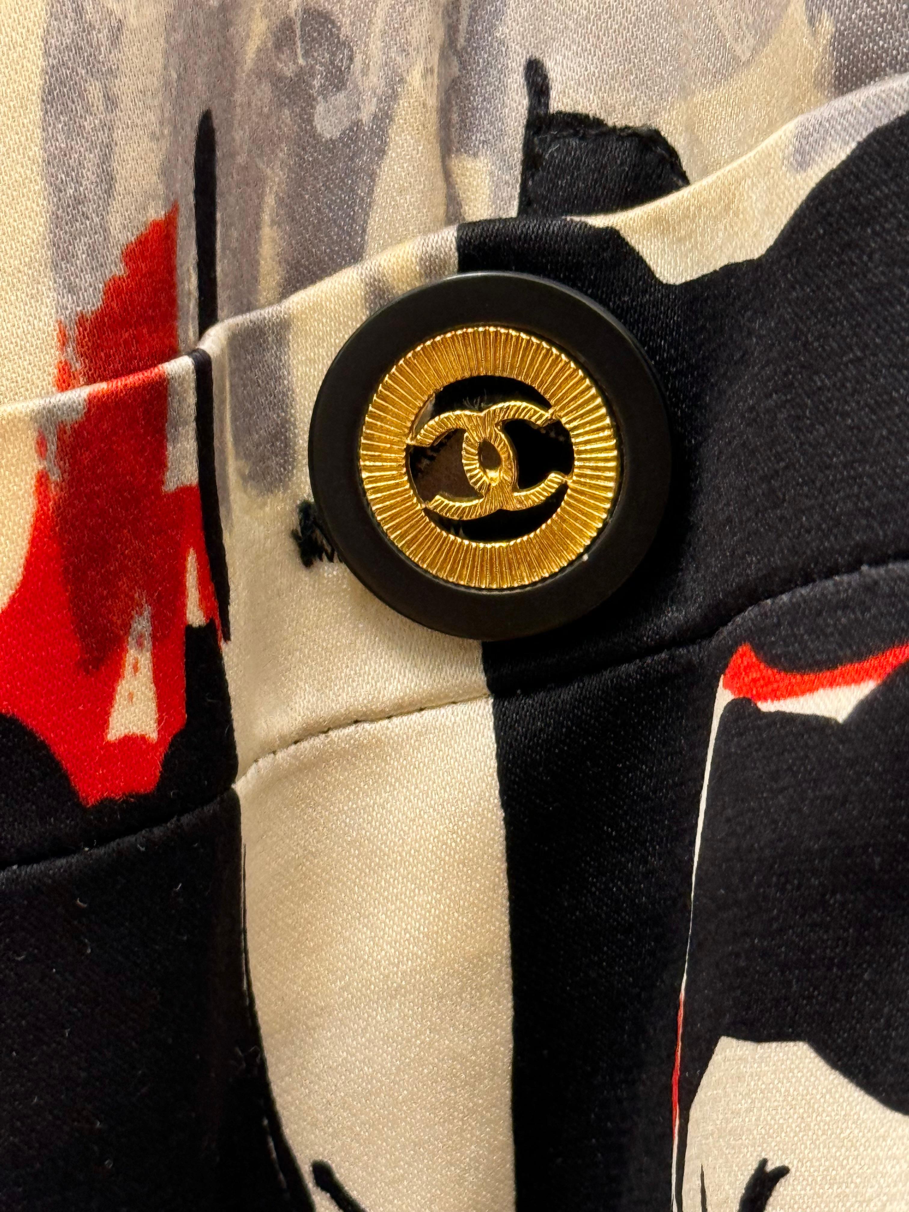 Seltene Chanel 1991 Hip Hop Kollektion Bomberjacke aus Seide mit Ballerina-Druck im Zustand „Gut“ im Angebot in PARIS, FR