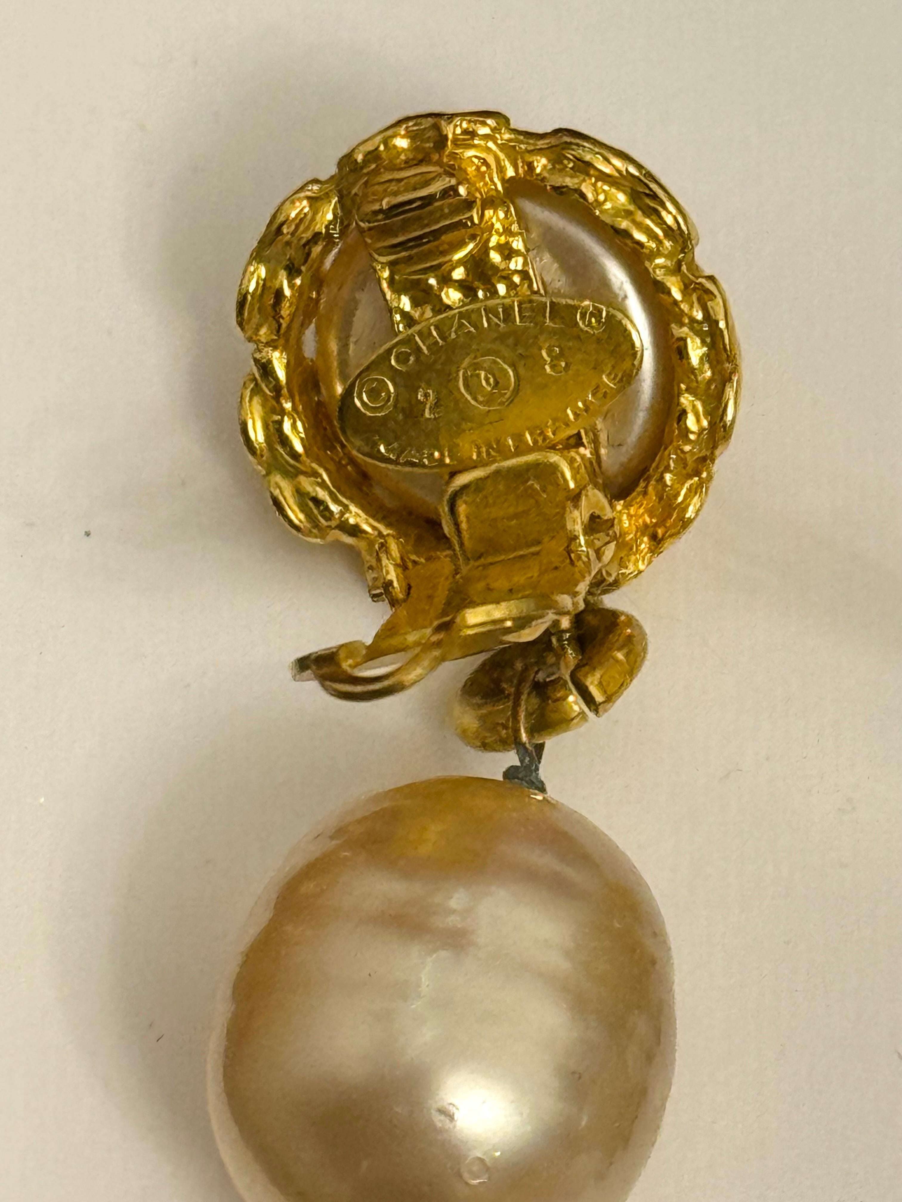 Rare boucles d'oreilles Chanel 1992 Gripoix rose en forme de coeur à clip en vente 12